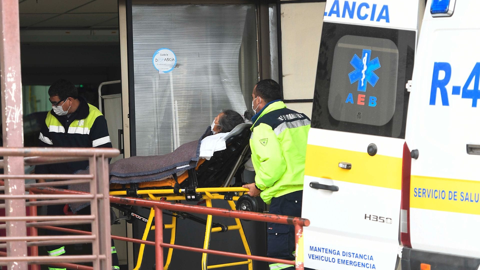 Herido en su pierna y manos: Brutal ataque a ciclista con disparos y arma blanca mientras paseaba por Pedro Aguirre Cerda