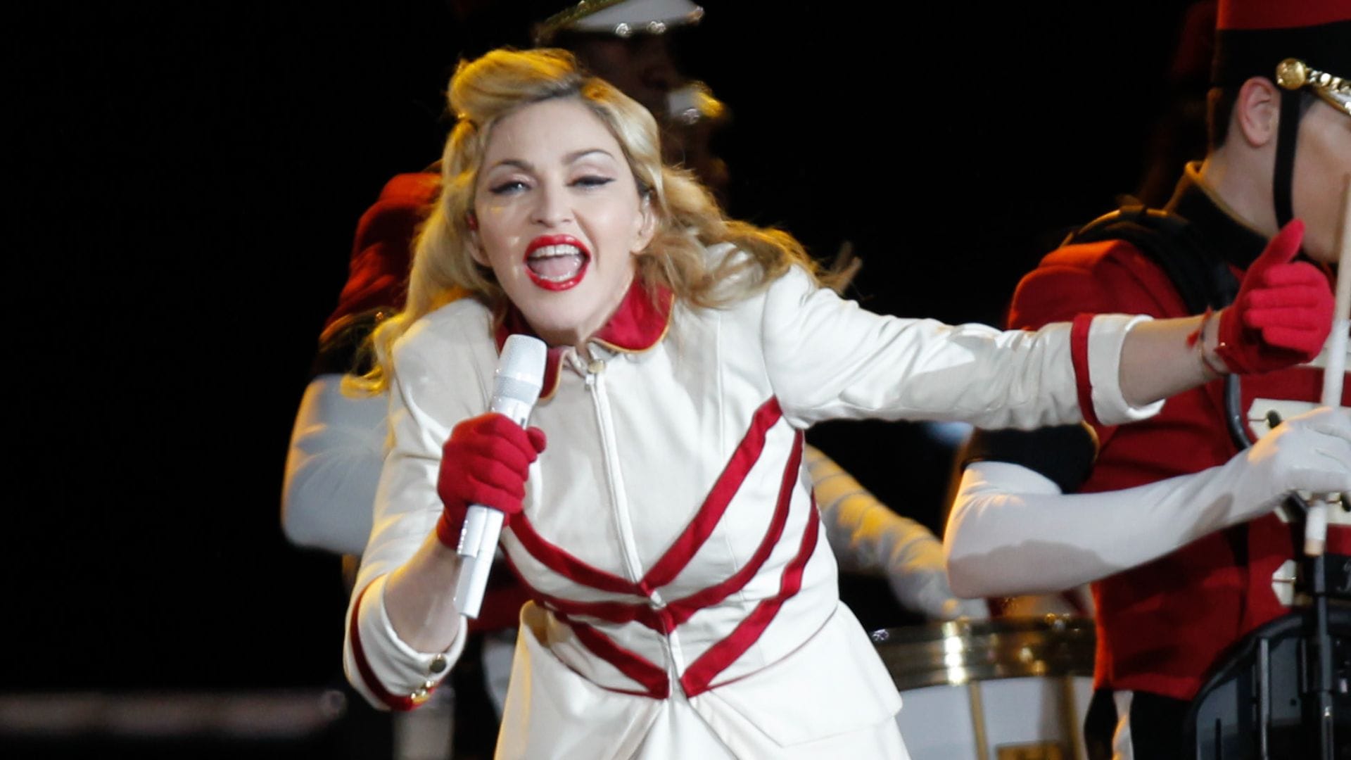 Madonna suspende gira internacional tras sufrir grave complicación de salud: Fue internada en la UCI