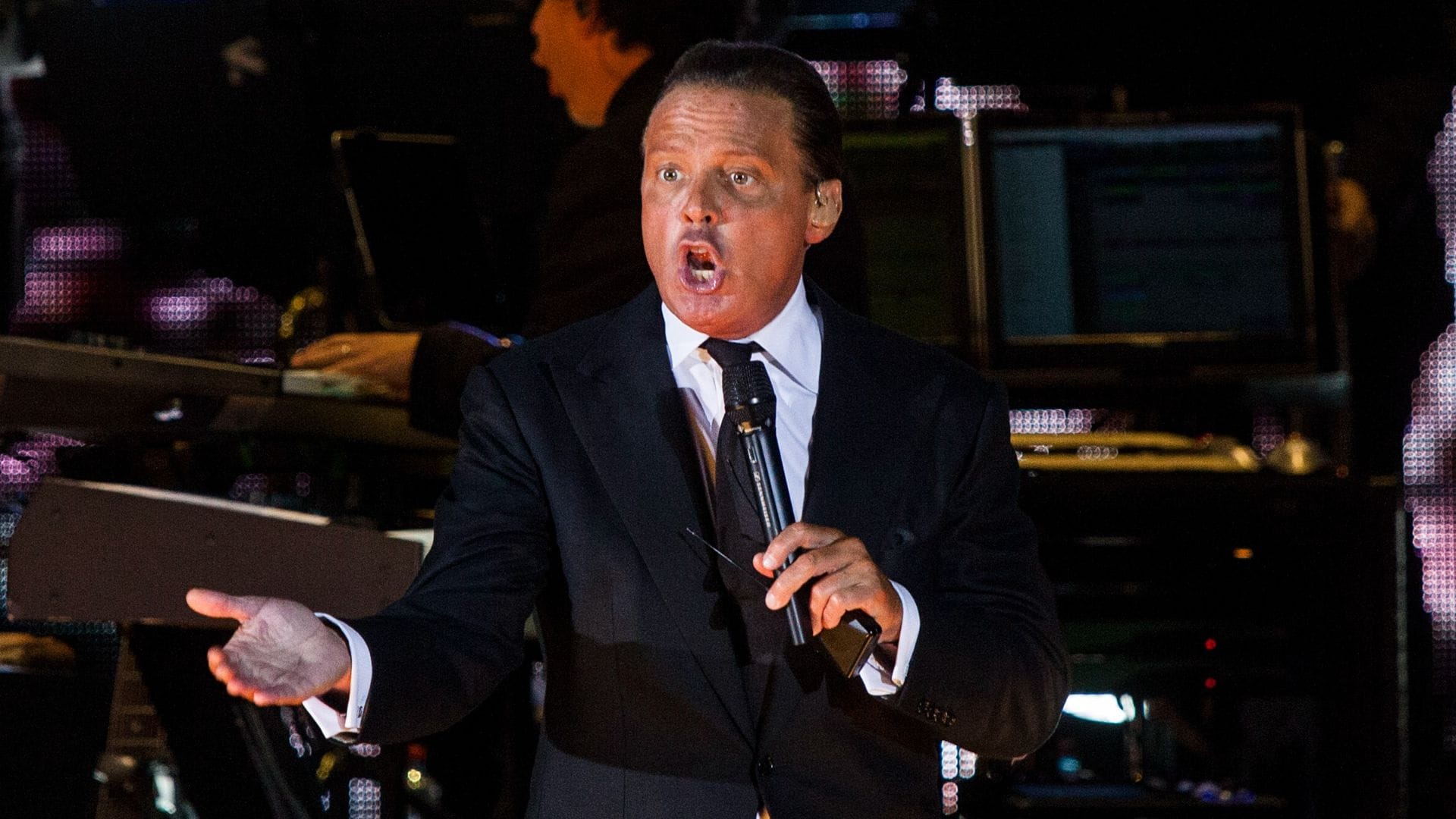 “No es él”: Polémica y preocupación en redes sociales por últimas fotos conocidas de Luis Miguel