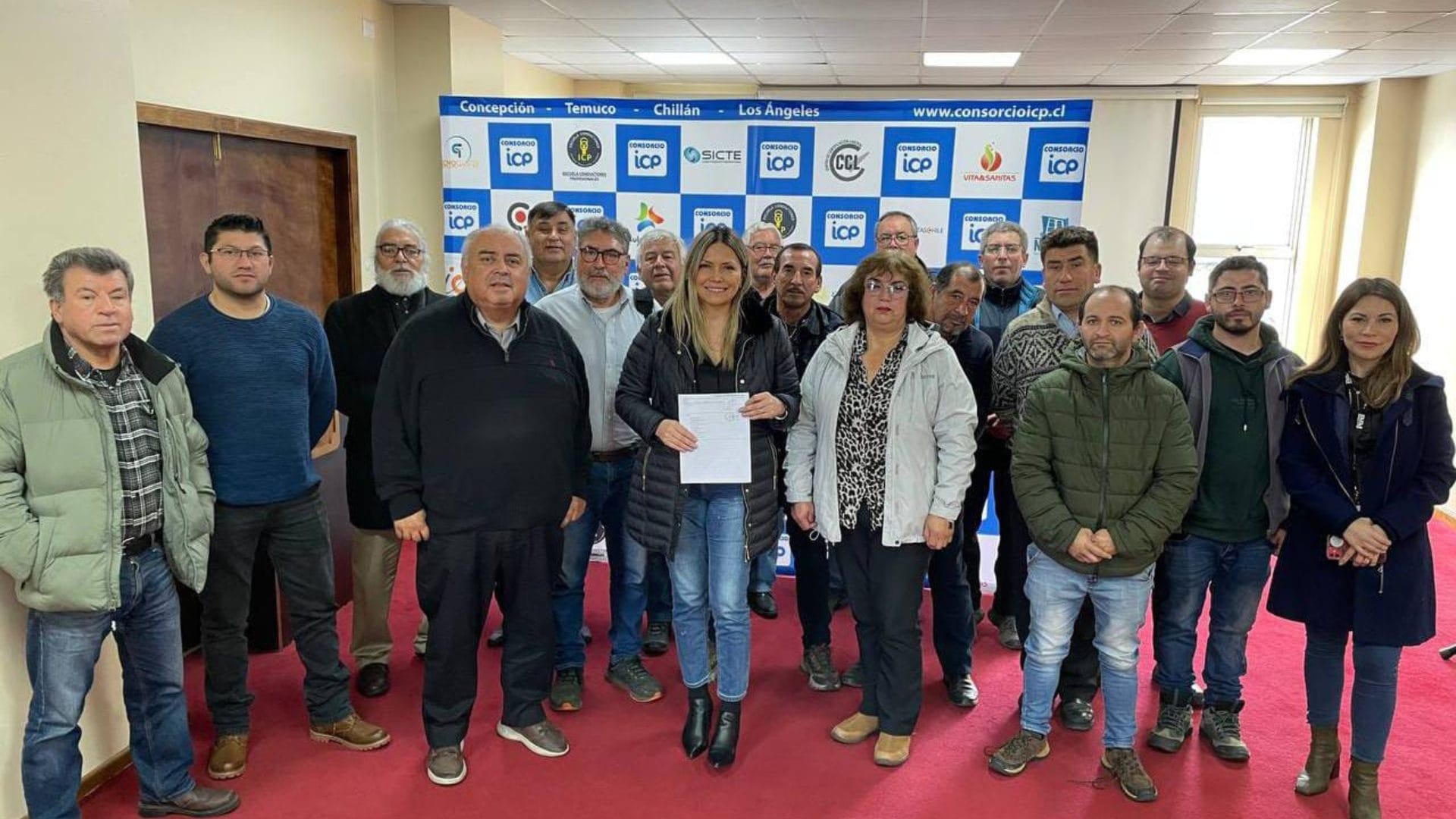 Diputada Marlene Pérez oficia a Transportes para permitir que taxis del Gran Concepción usen vías exclusivas