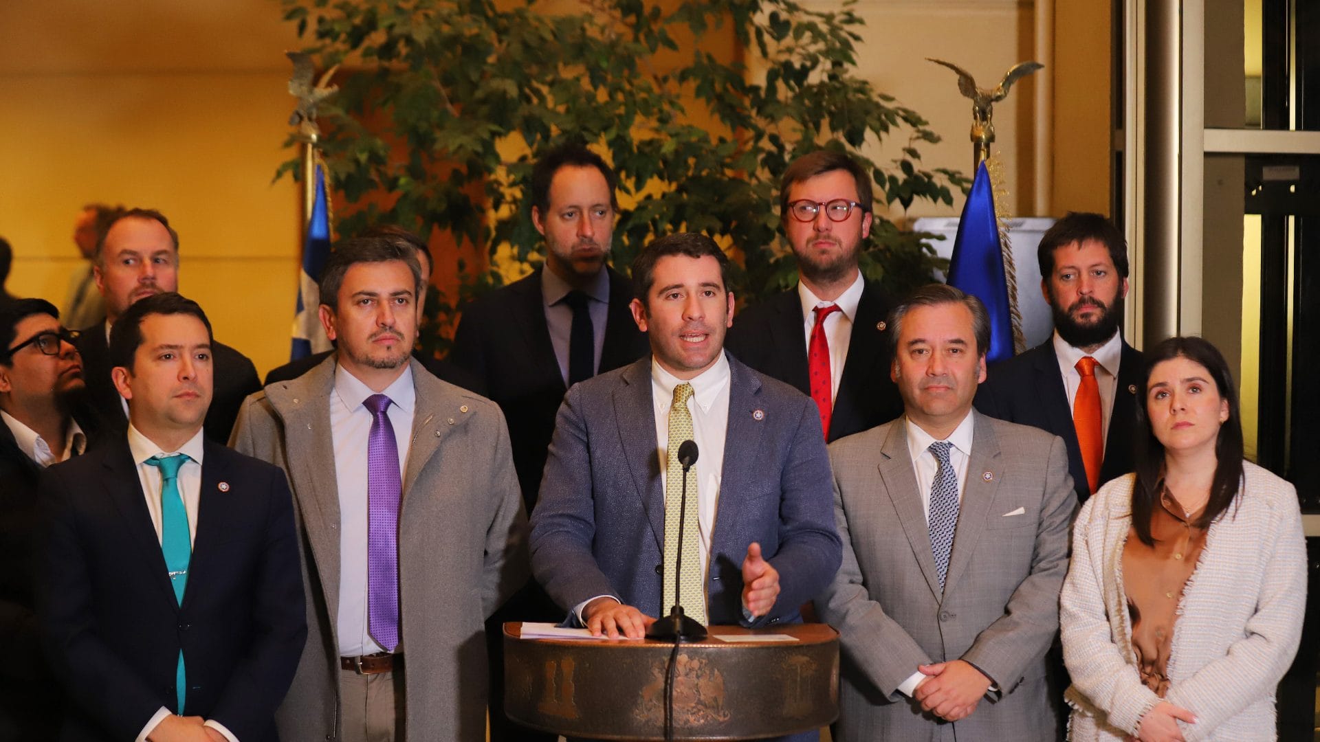 Tras renuncia de Araos: Partido Republicano desiste en acusación constitucional contra ministra Aguilera