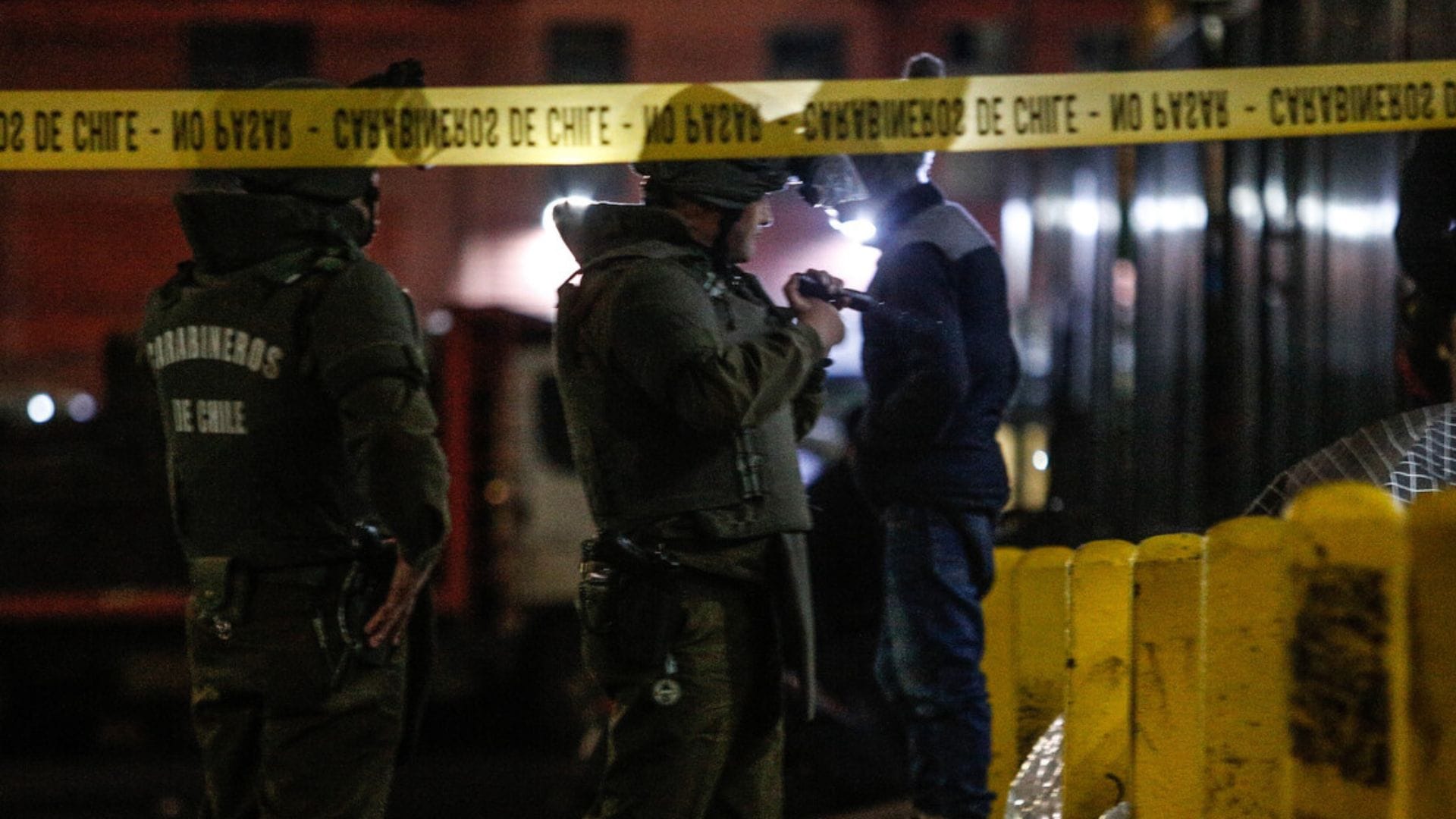 Carabinero de franco fue apuñalado cuando se trasladaba en bus del transporte público en Maipú