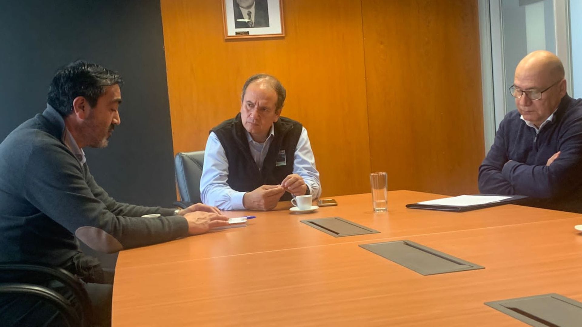 Gobernador Díaz tras reunión con trabajadores pesca industrial: “Hay una amenaza real sobre toda la actividad pesquera del Biobío”