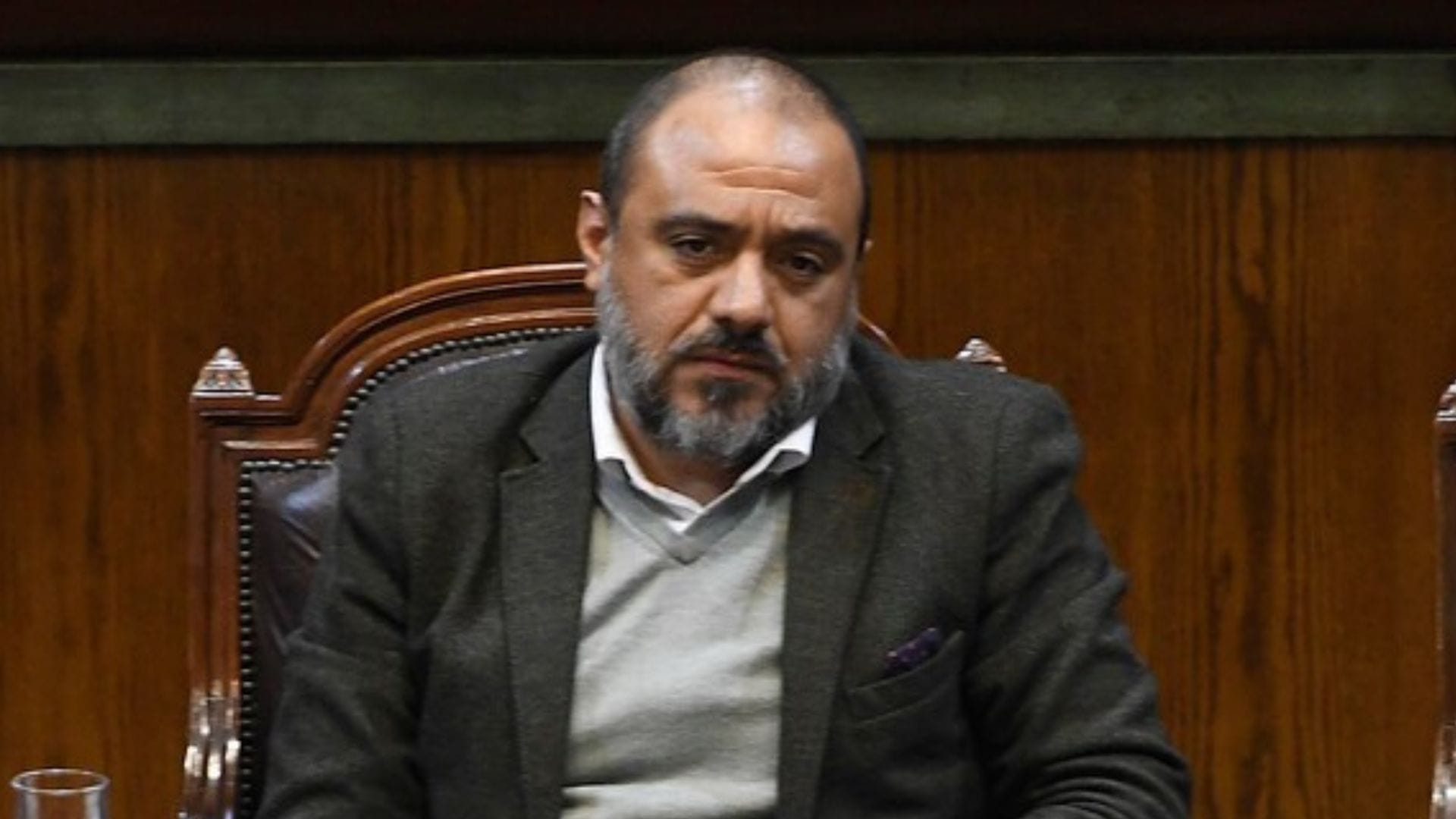 “Esto no depende del Mineduc”: Ministro de Educación por “operativo de salud” en escuela de Talcahuano