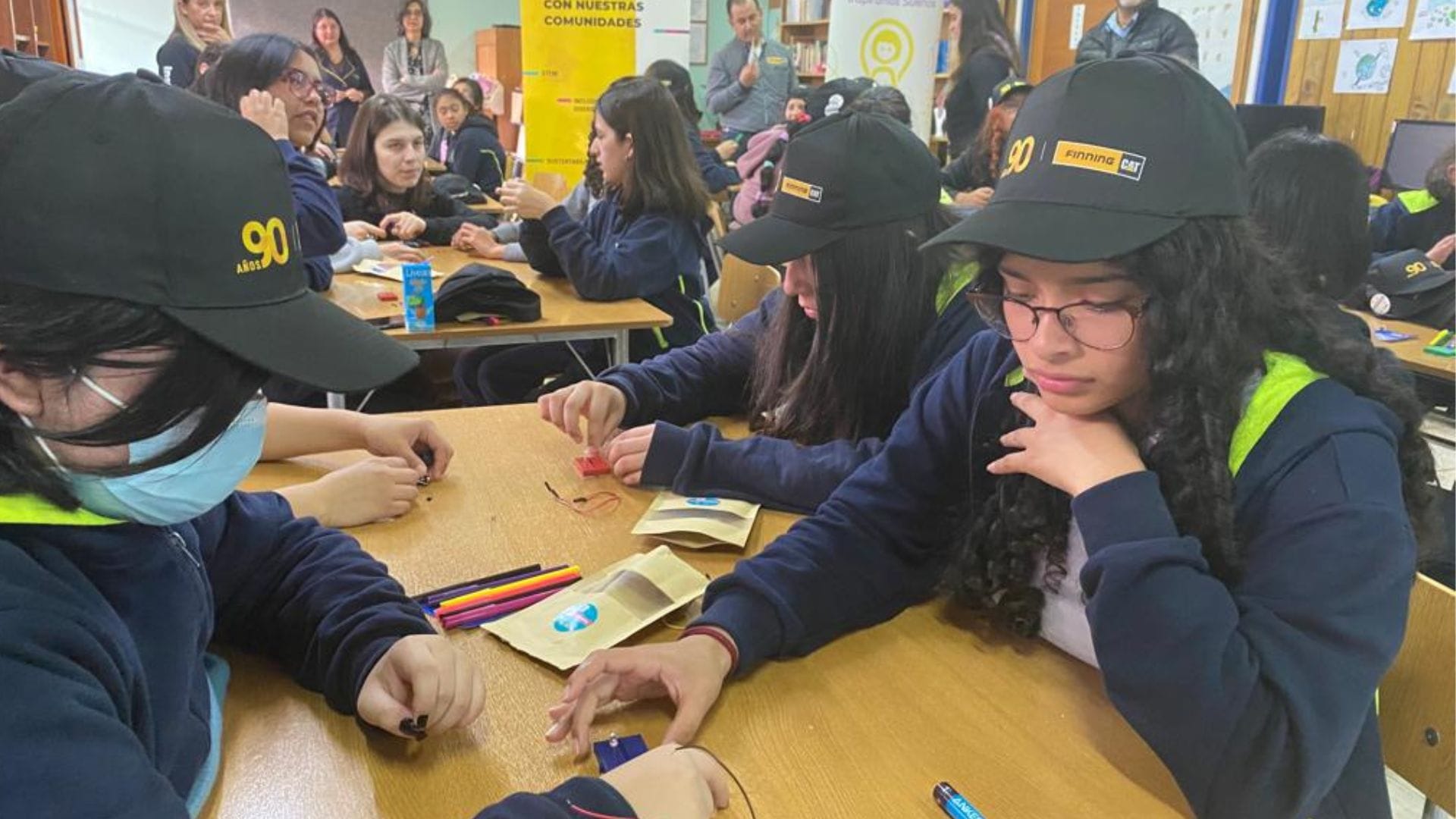 Niñas del Biobío se capacitan en ciencia y tecnología para abrir sus horizontes vocacionales
