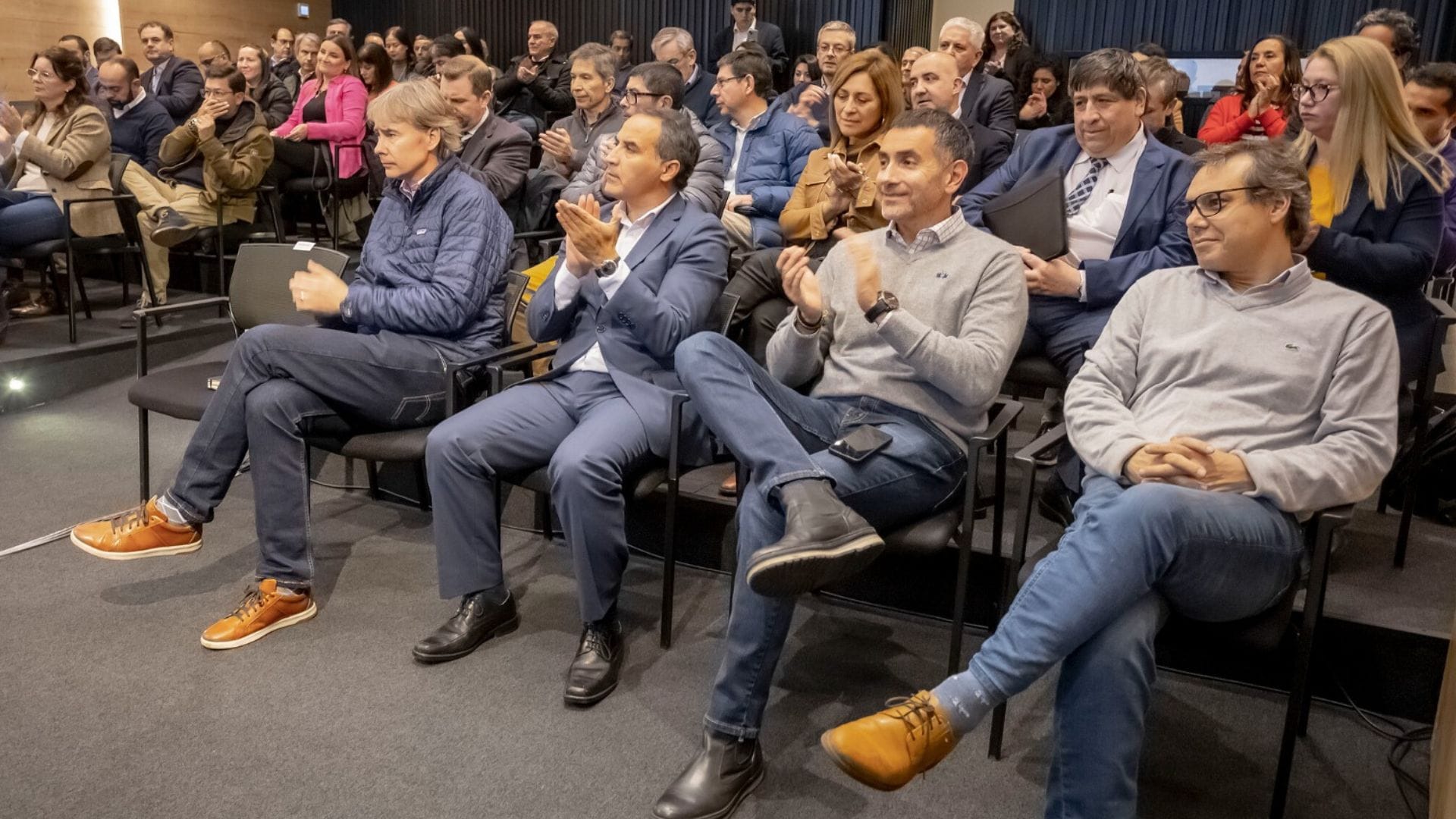 Renovación de directorio y despedida de Rodrigo Briceño marcaron junta de socios de Irade