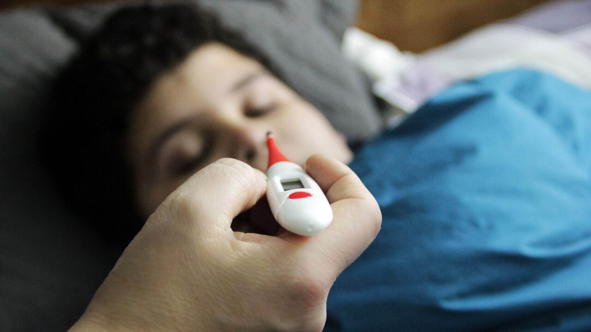 ¿Cómo puedo saber si un niño está contagiado con virus sincicial?: Pediatra explicó a qué síntomas hay que estar alerta