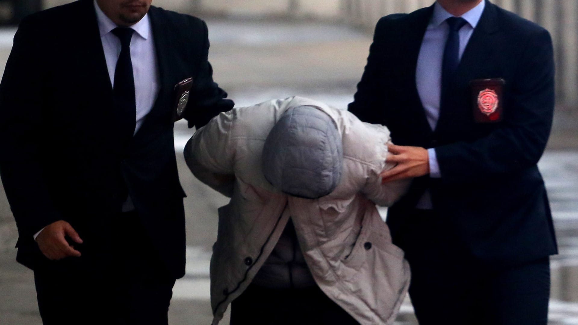 Imputado por violación tras las rejas: Ingresó a dos niñas ocultas a motel del Gran Concepción