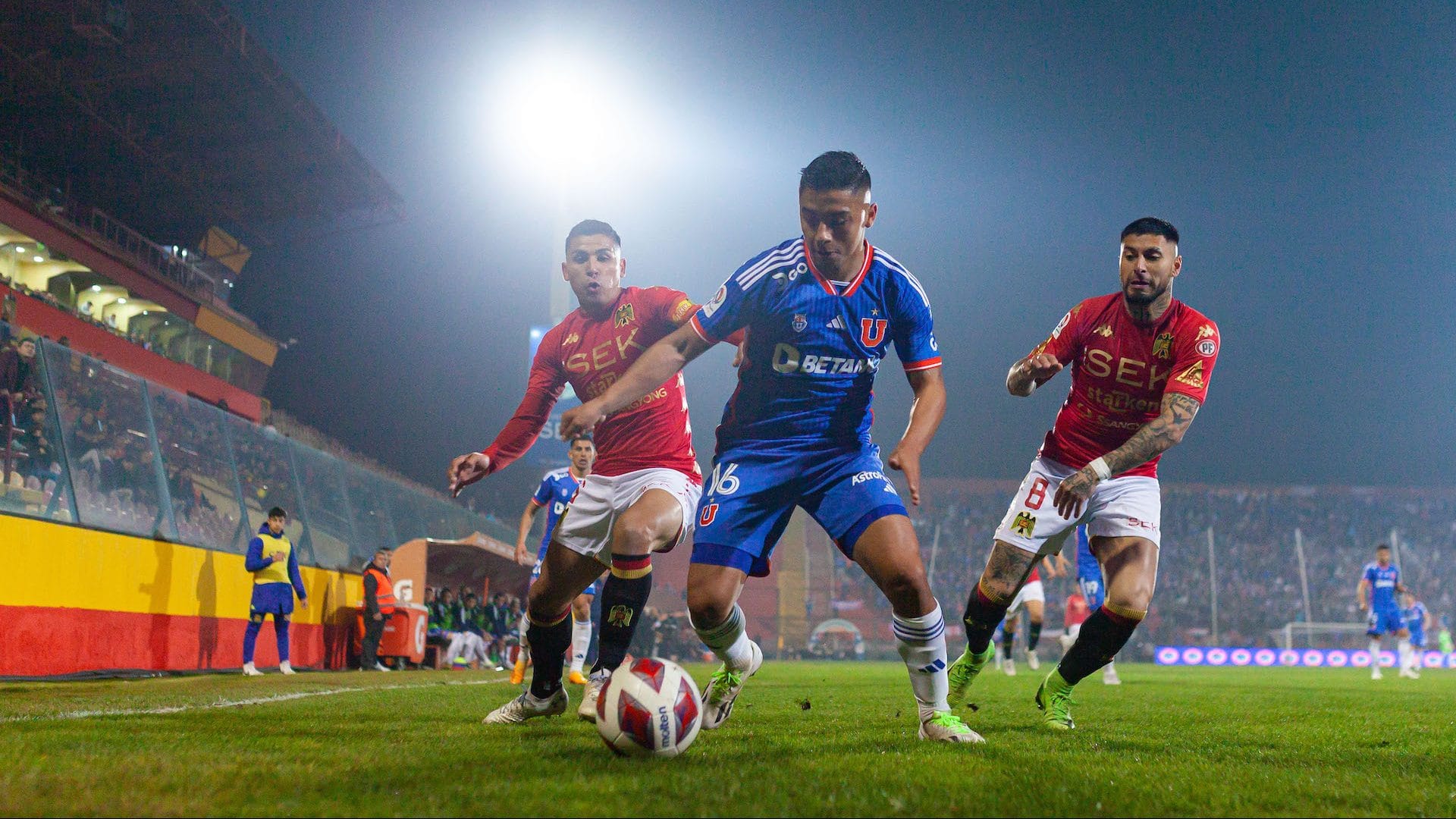Universidad de Chile sucumbió ante el gran nivel mostrado por la Unión Española