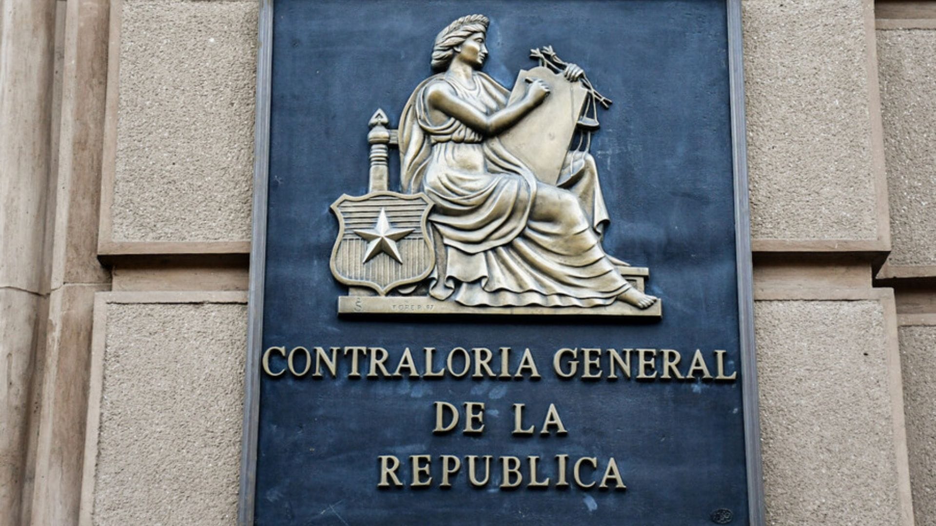 Contraloría informó que 58 pensiones de gracia son entregadas a personas con antecedentes penales: Hay condenados por homicidio y pornografía infantil