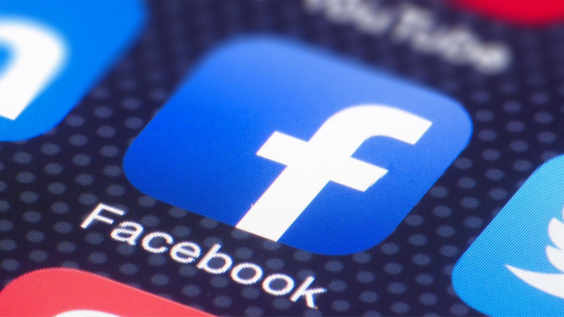 Corte de Apelaciones de Concepción ordena eliminar ‘funa’ contra una profesora en Facebook