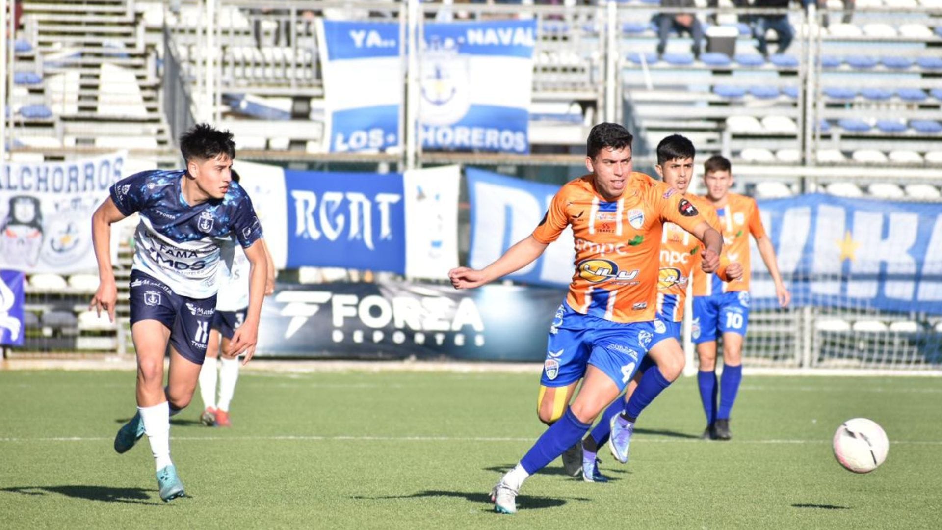 No se sacaron ventaja: Naval igualó ante Imperial Unido en el duelo de líderes de la Tercera B