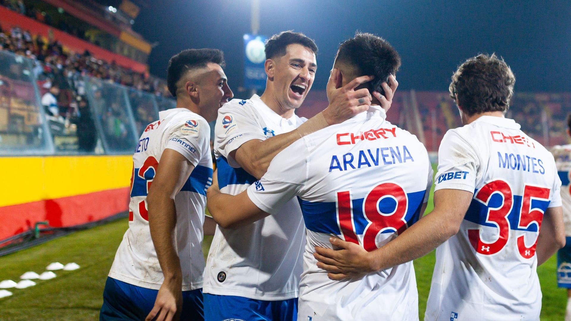 Universidad Católica volvió al triunfo tras la salida de Holan