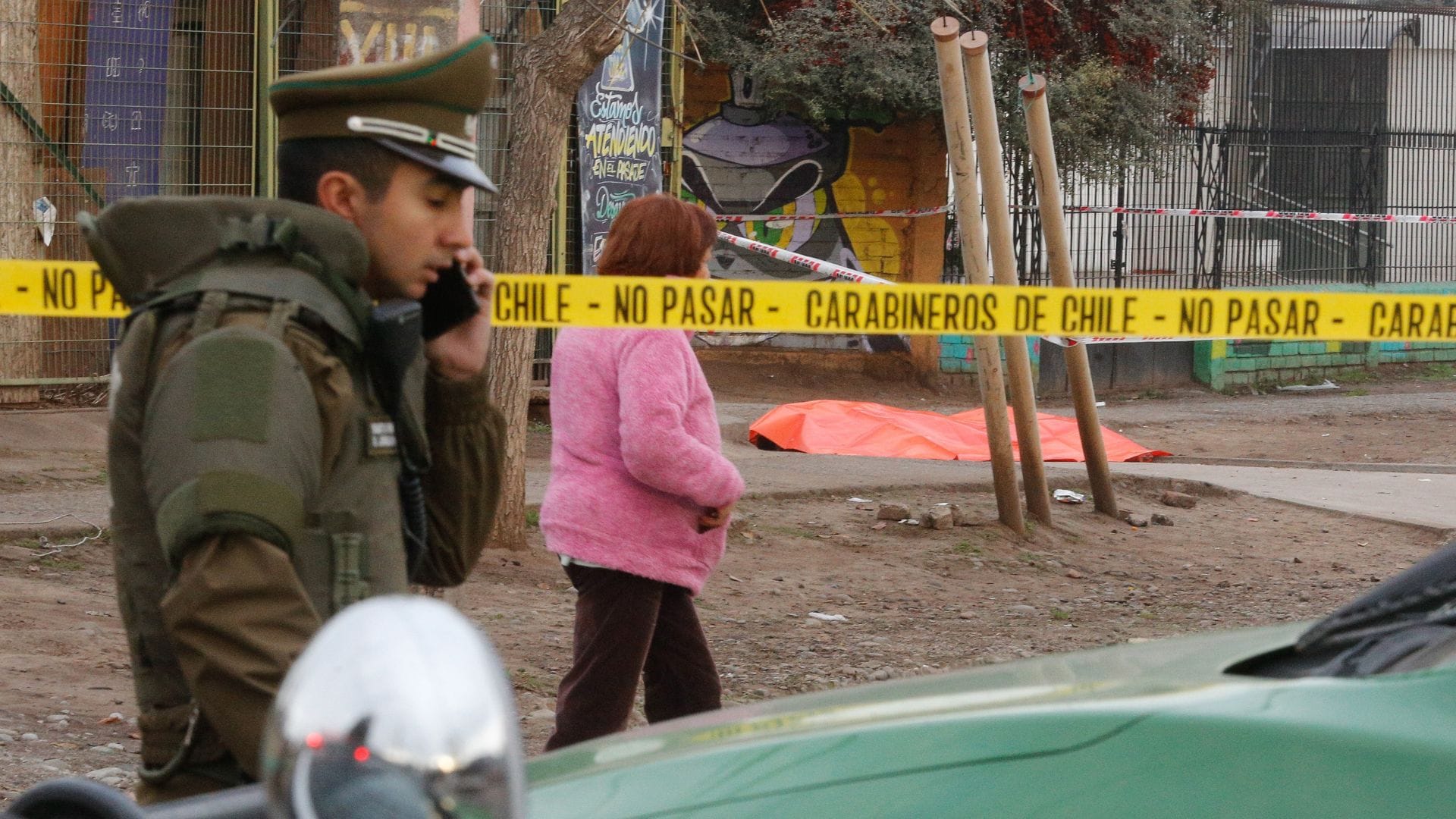 Defendía a mujer que estaba siendo asaltada en un paradero: Hombre muere tras ser apuñalado en plena vía pública en Conchalí
