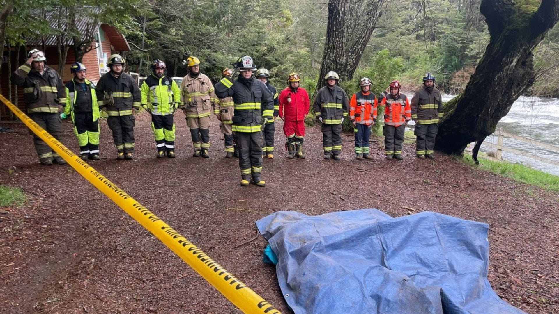 Víctimas tienen residencia en Concepción: Dos fallecidos deja deslizamiento de tierra en un camping en Curacautín