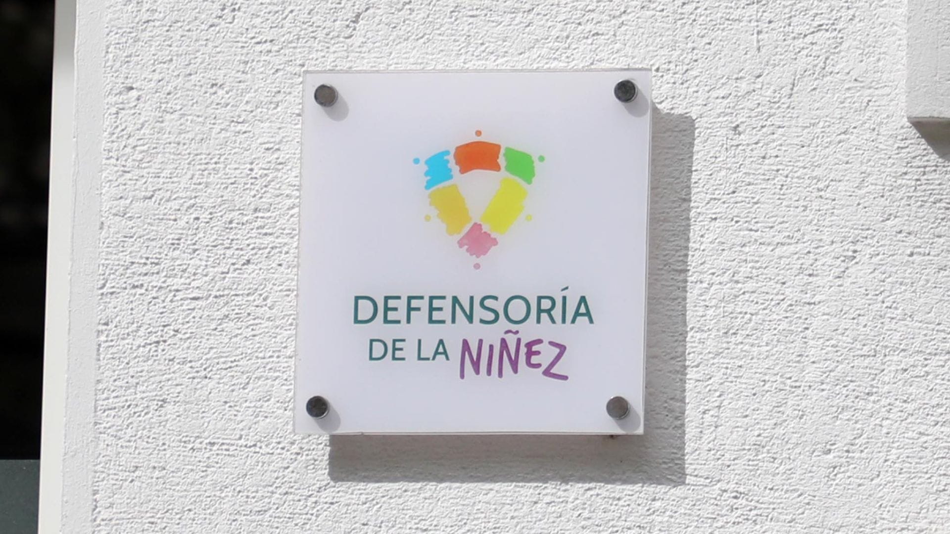 Requieren protocolos sobre salida de menores desde Mejor Niñez a raíz de investigación por red de explotación sexual en el Biobío