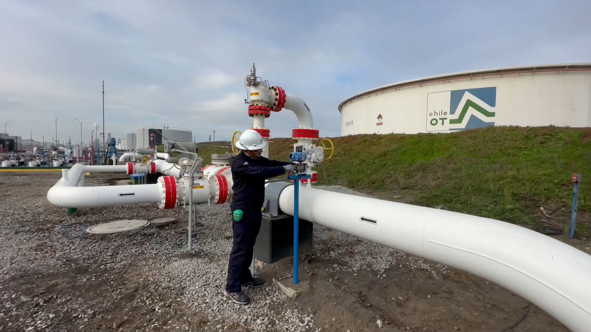 Enap Biobío ya refina crudo enviado desde Vaca Muerta: Esperan procesar 40 mil barriles por día