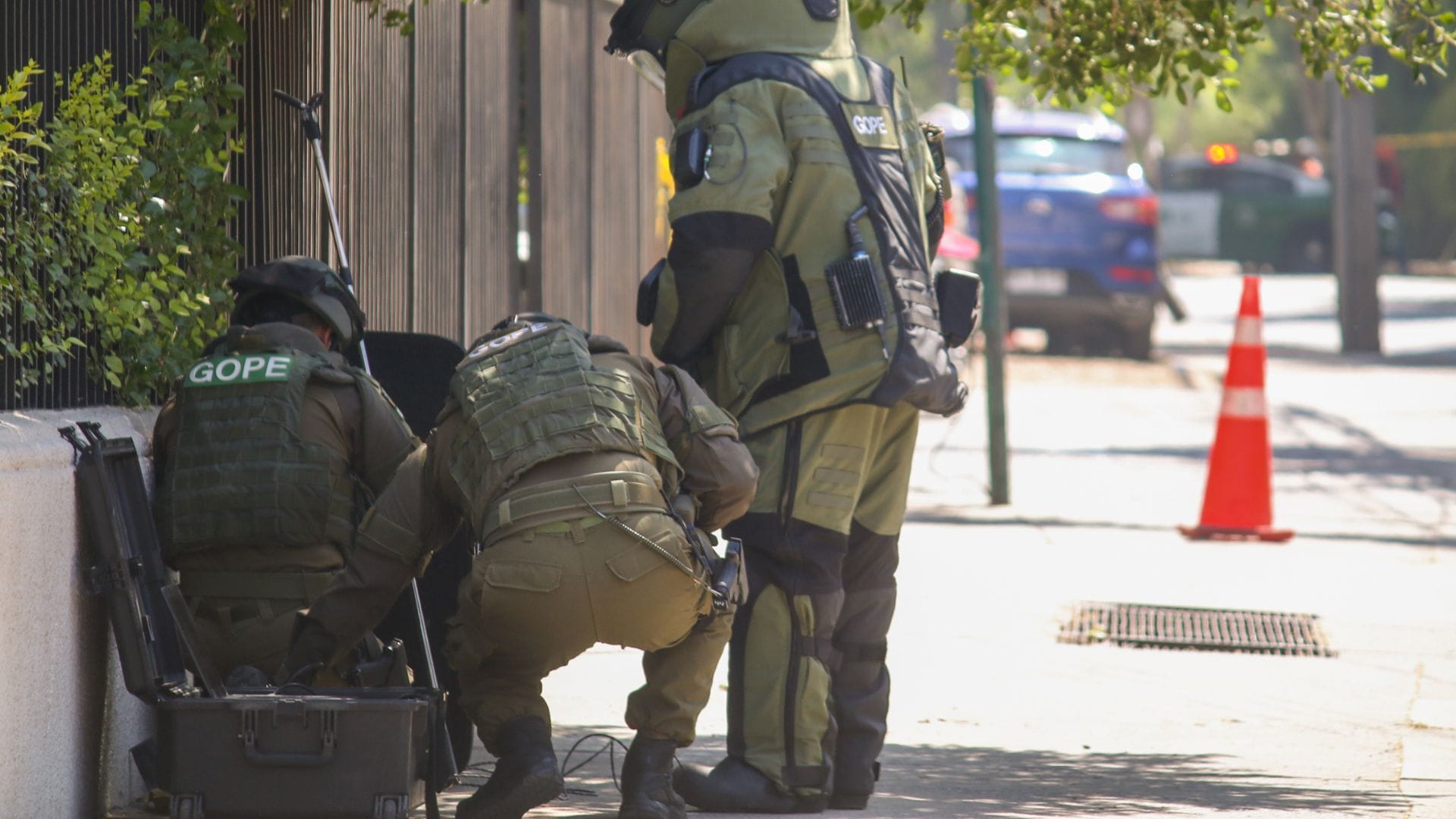Funcionario de seguridad municipal de La Florida es detenido por dejar una bomba militar en plena vía pública