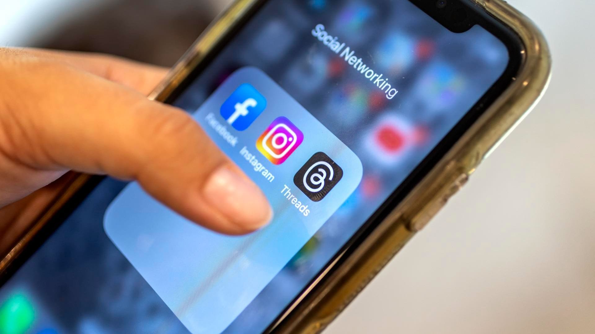 Threads y la letra chica que puede provocar el cierre de tu cuenta de Instagram