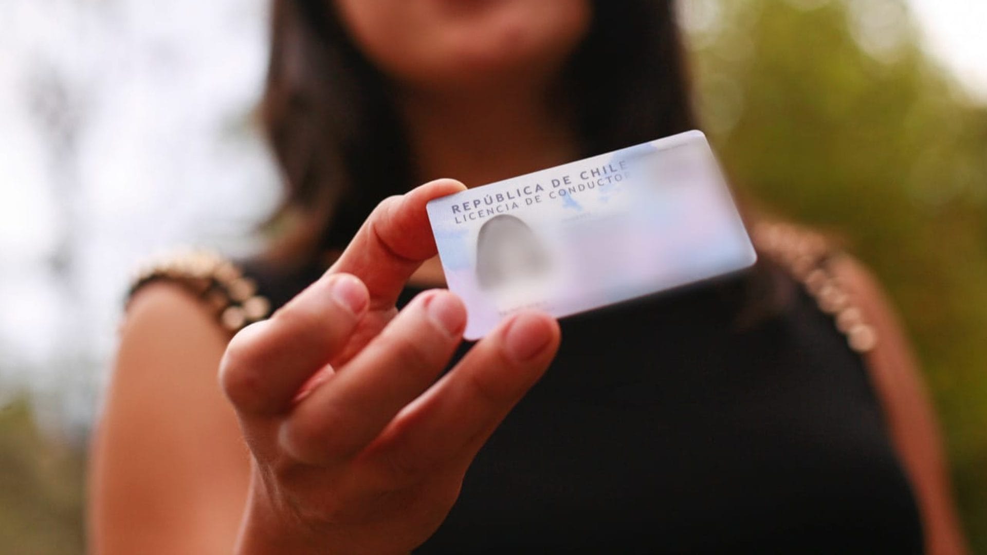 Cárcel efectiva para funcionarios municipales que entregaban respuestas para obtener licencias de conducir en Coltauco
