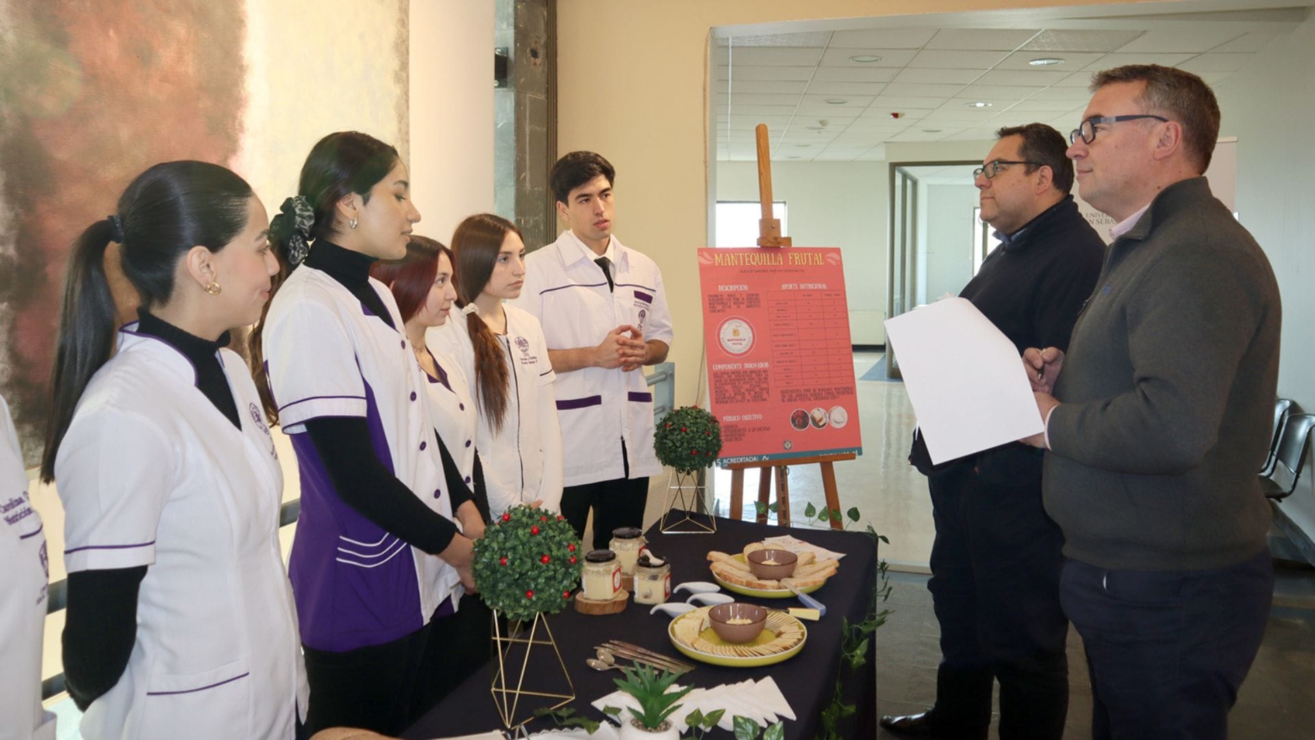Paté de piñones y mantequilla frutal: Los innovadores productos que crearon estudiantes de la USS