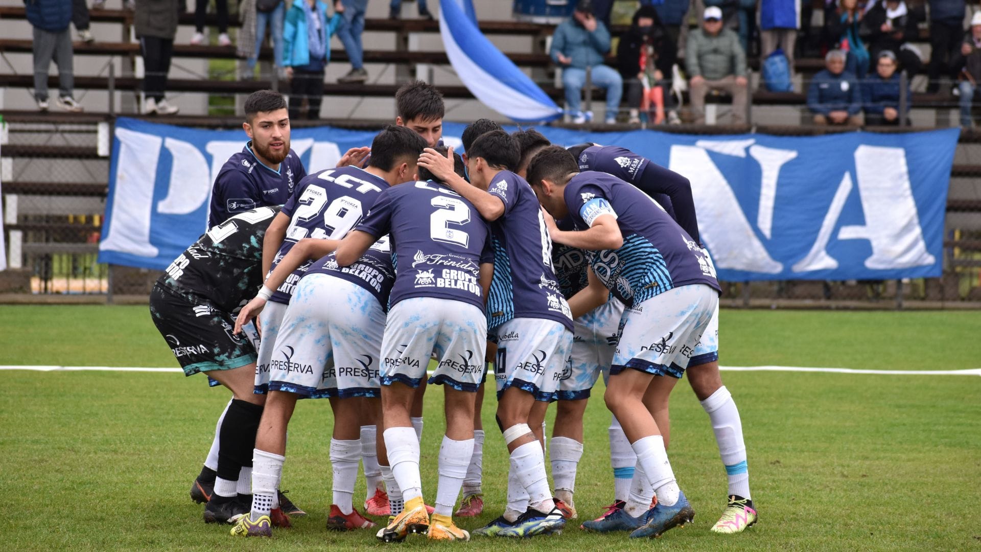 Edógimo Venegas se ilusiona junto a todo Naval por dar el gran golpe en la Tercera División