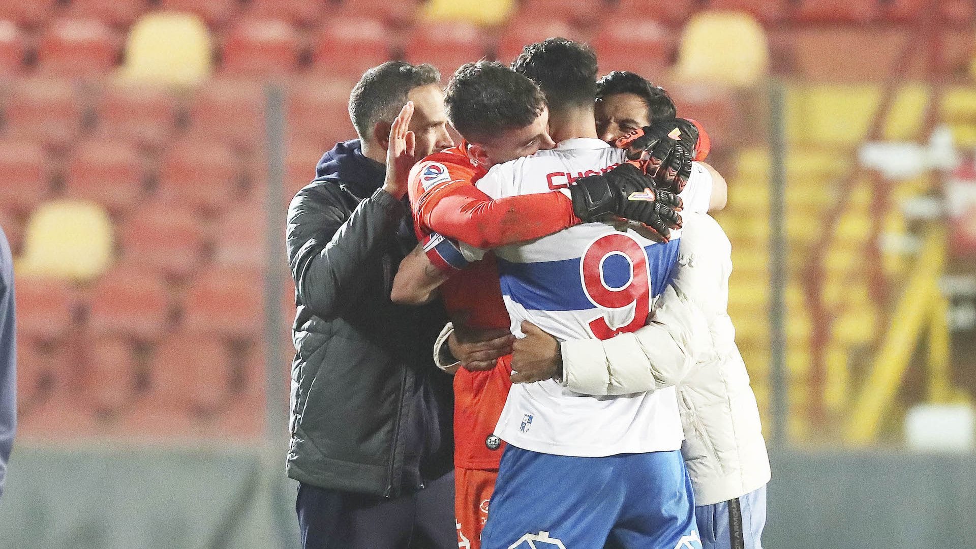 Nicolás Núñez toma fuerza en la Universidad Católica y se enfoca en Palestino