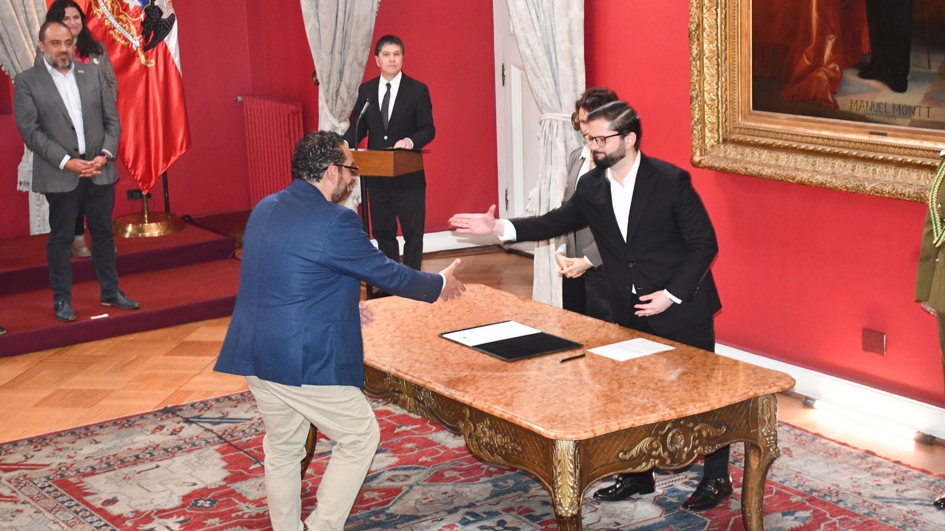Editorial: Cambio de gabinete, la derecha gana pero también pierde