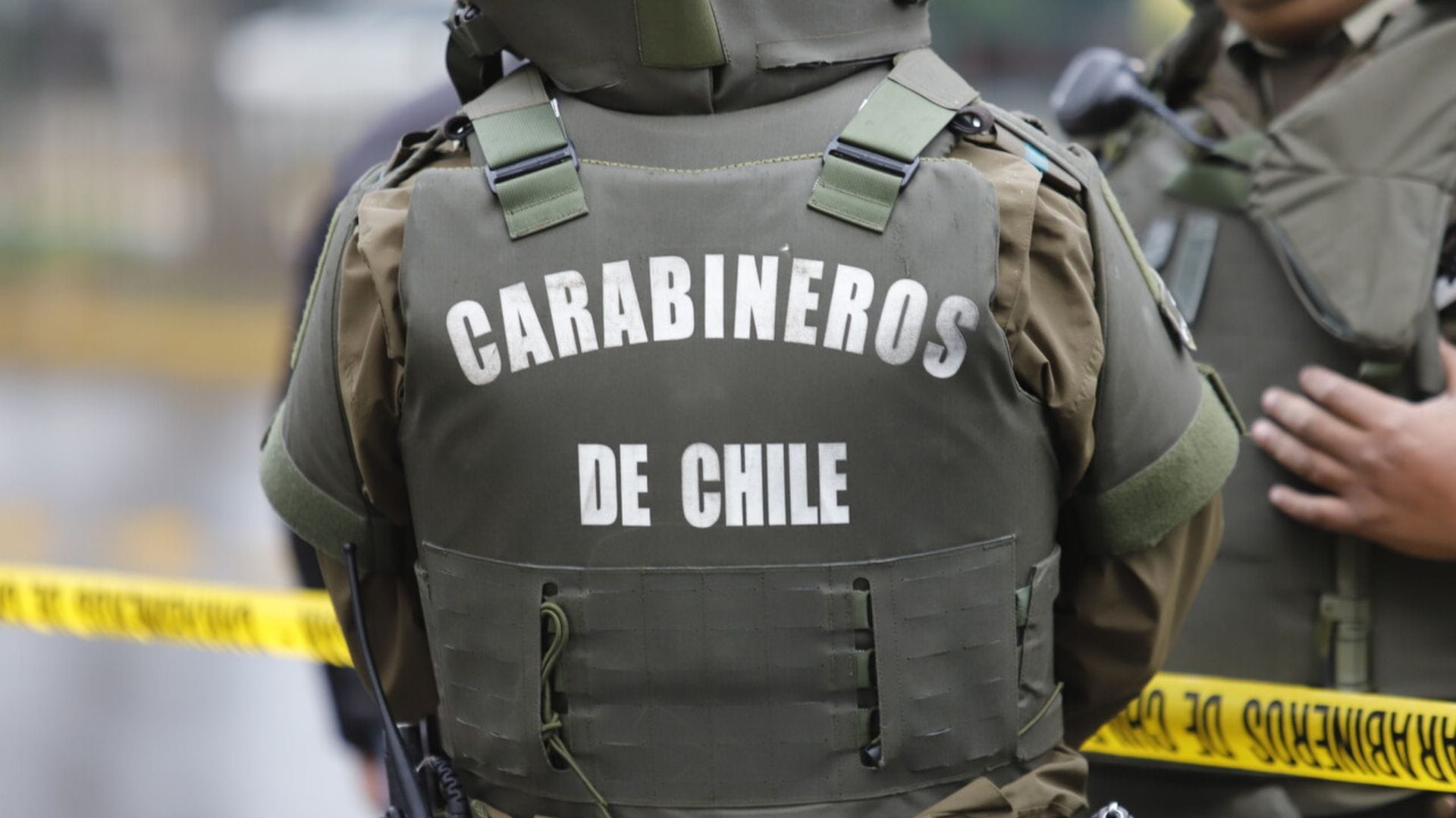 Regresaba a su casa: Carabinero baleó a adolescente de 15 años que lo asaltó en Independencia