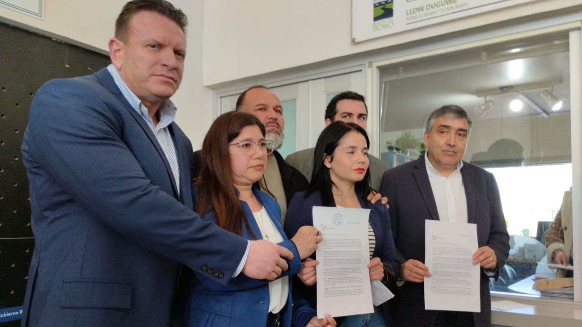 Consejeros Regionales del Biobío insisten en sesión extraordinaria del Core: Piden aclarar supuesto parentesco entre administrador regional y Polizzi