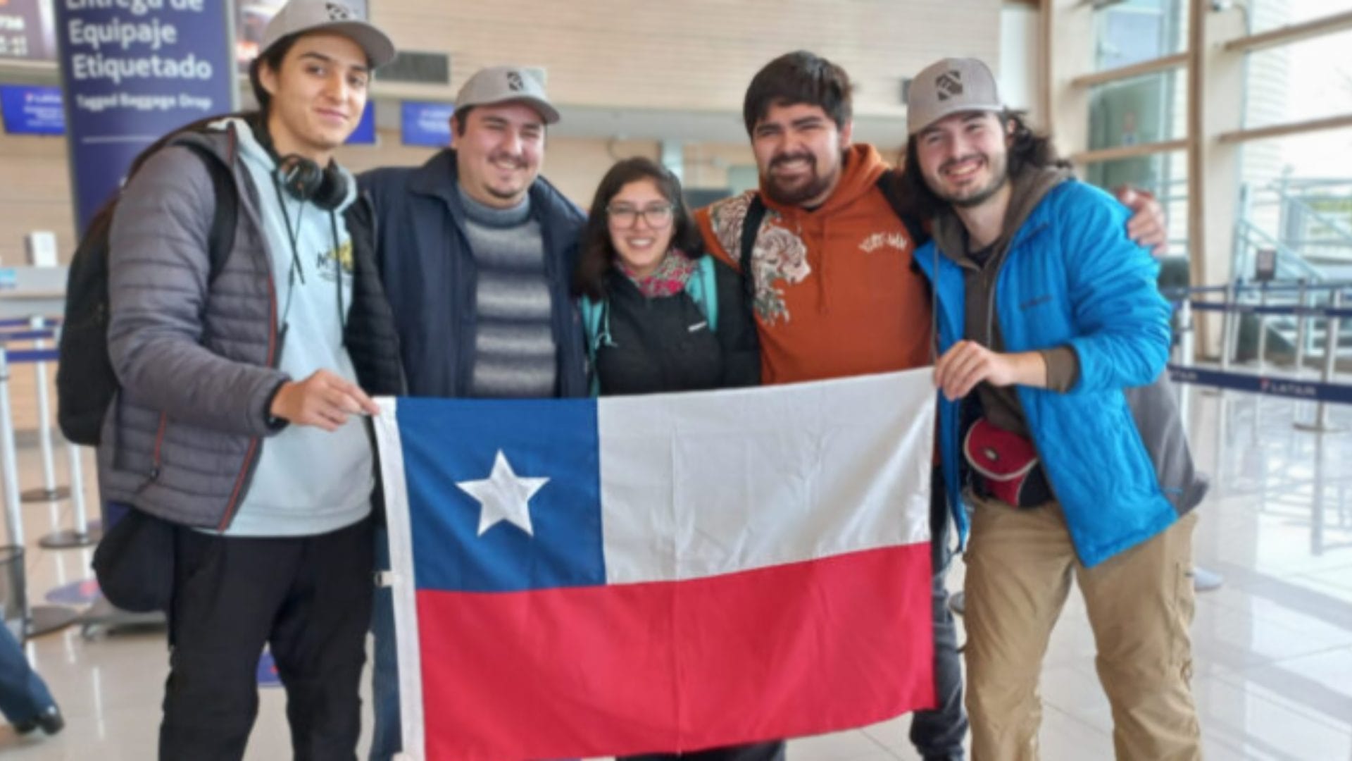 Estudiantes de la UdeC participan de Asclepios III, misión análoga que simula una base lunar