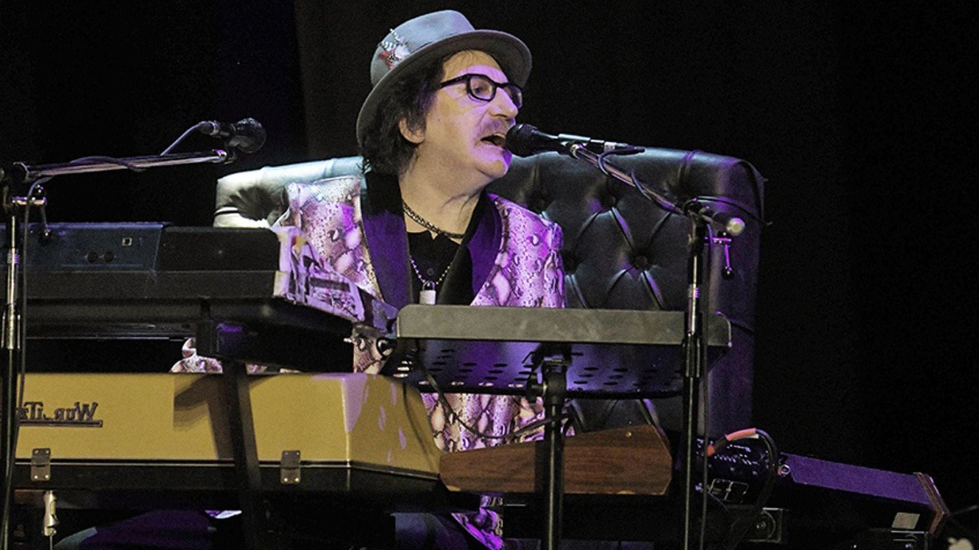 “Rezo por vos”: Charly García preocupa a sus fans tras ser internado en centro hospitalario