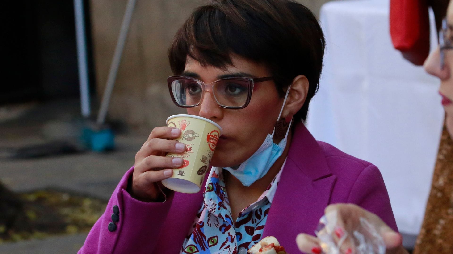 Karina Oliva habría usado una “fundación de papel” para obtener $120 millones durante su campaña