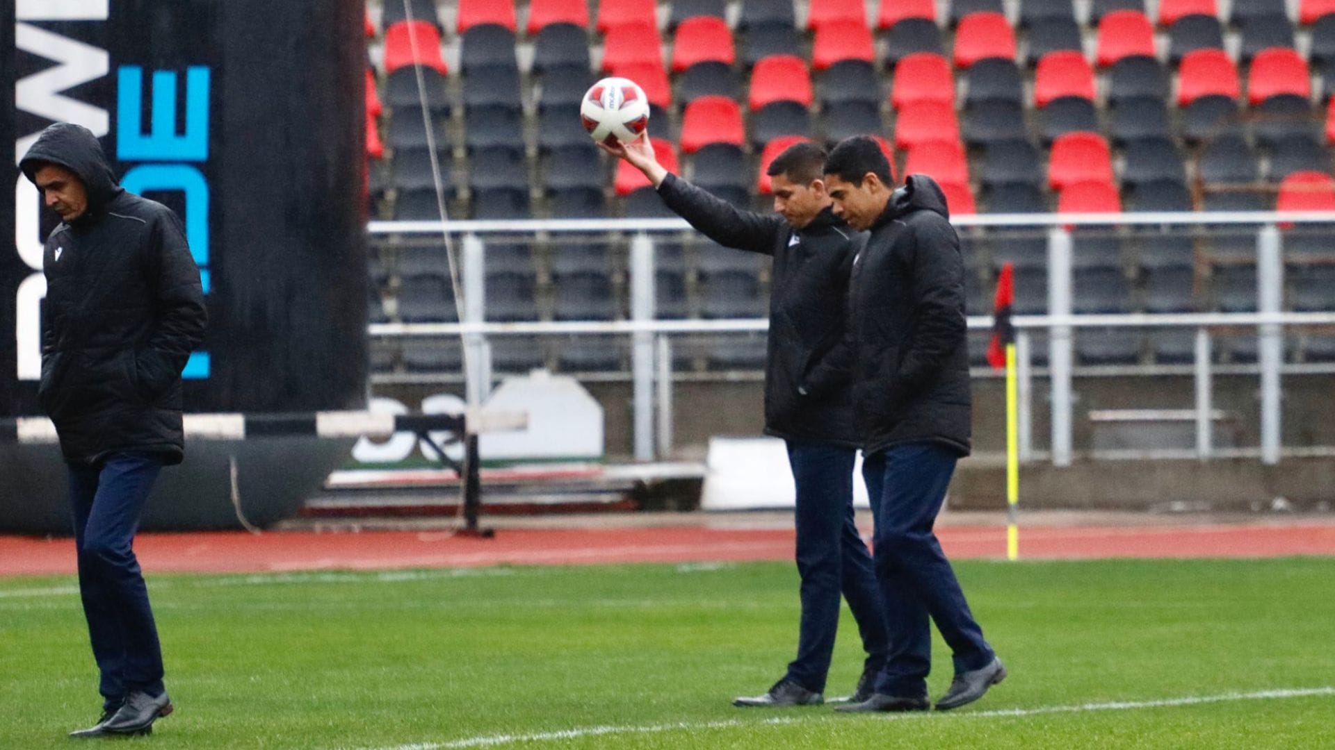 Las fuertes lluvias suspendieron dos partidos de la Primera B