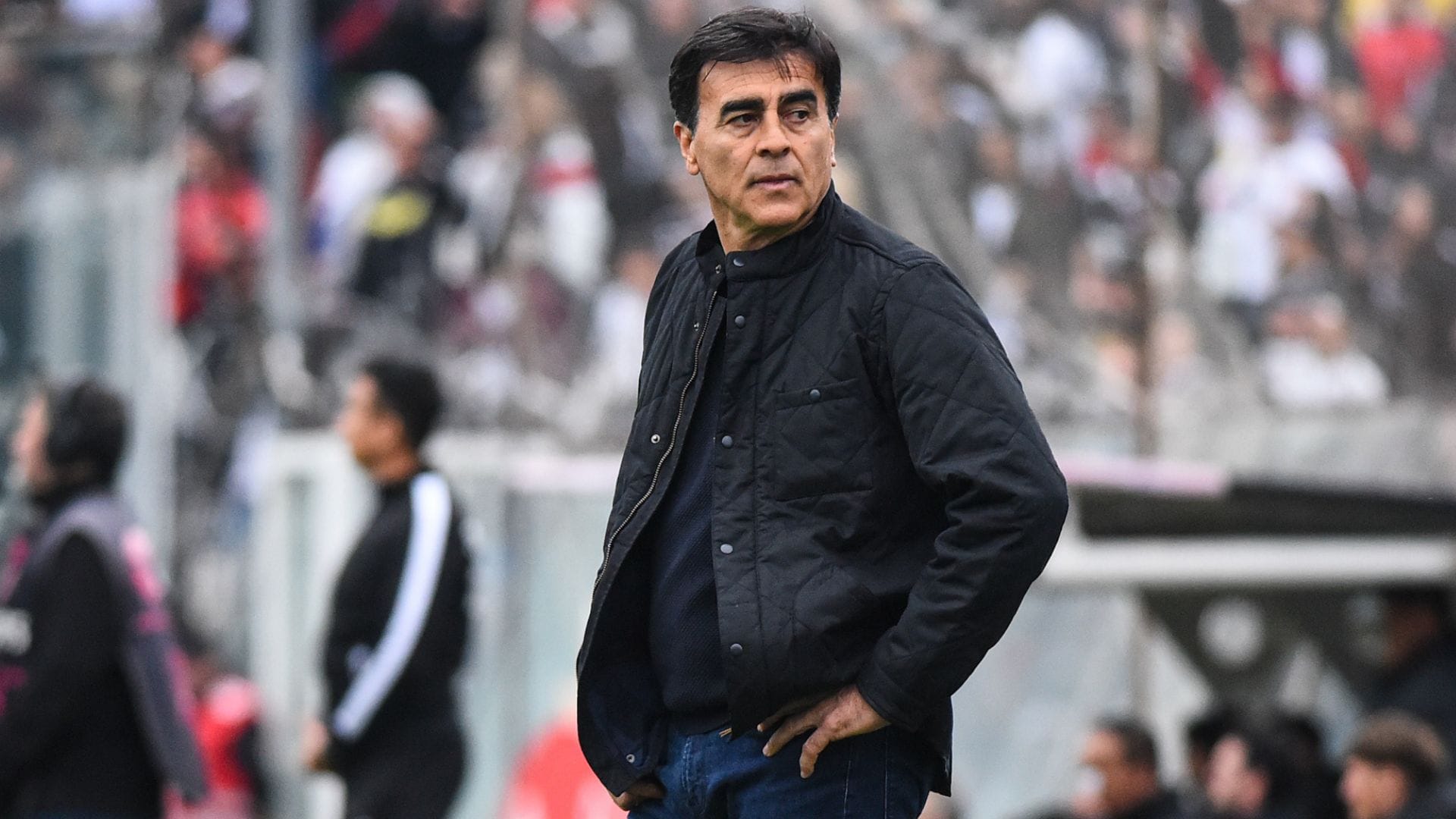 ¿Adiós a Colo Colo?: Gustavo Quinteros es opción en Racing de Avellaneda