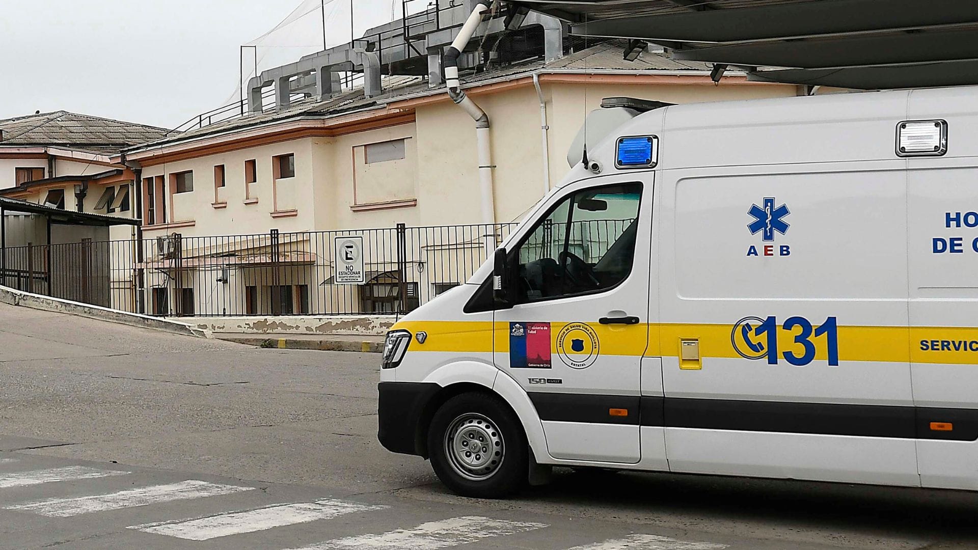 Le pidieron que moviera el vehículo: Adolescente de 14 años atropelló y dio muerte a un familiar adulto mayor en Villa Alemana