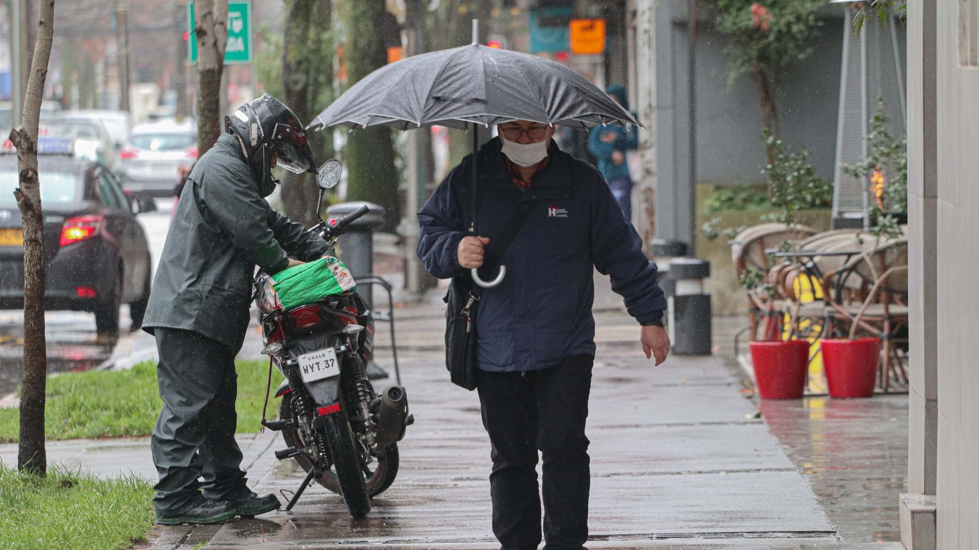 ¿Lluvia en el Día del Niño? Pronostican llegada de tres sistemas frontales a Chile
