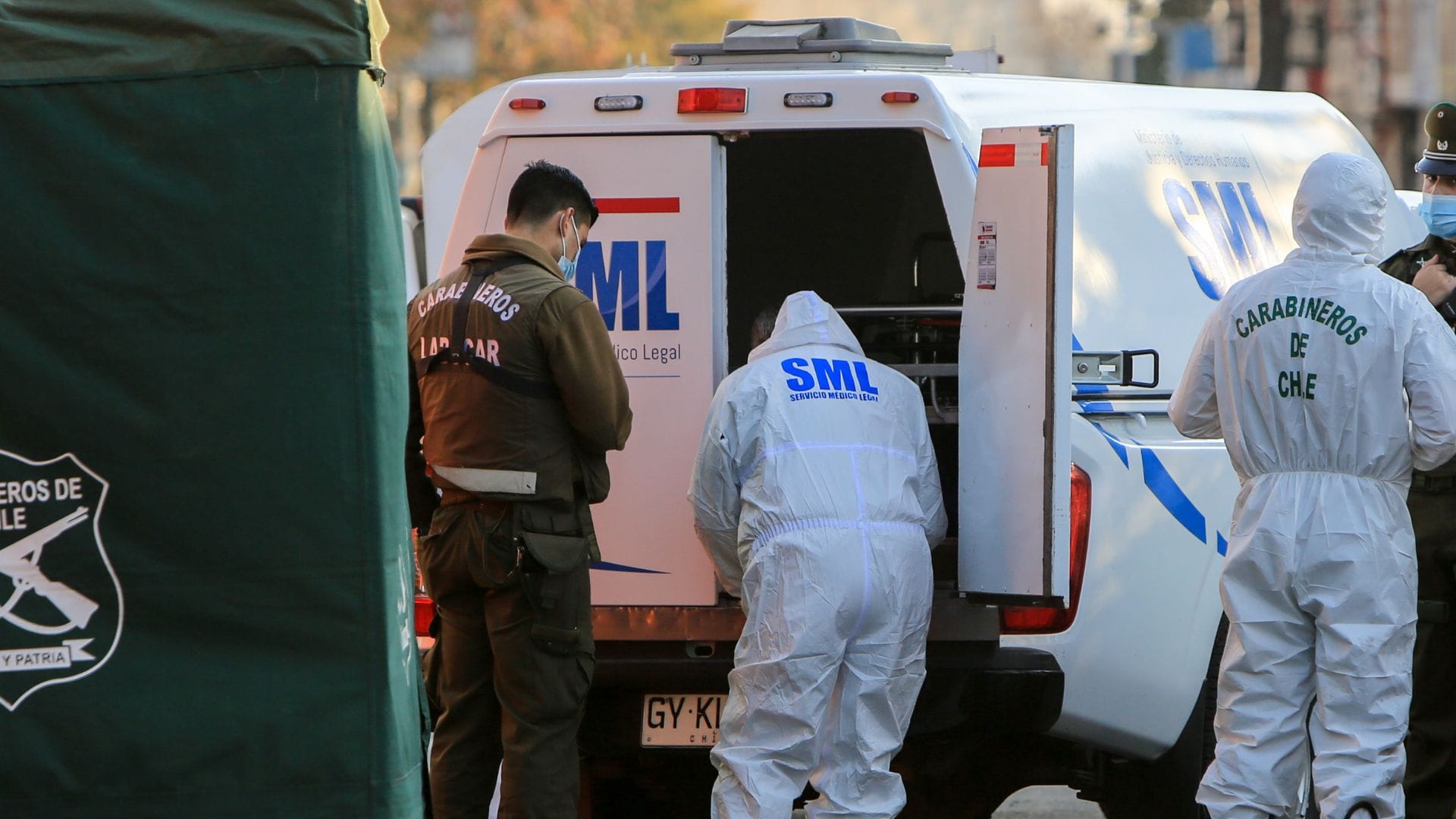 Recibió al menos dos disparos mientras compartía con un grupo: Hombre fue hallado muerto en plena vía pública en Colina