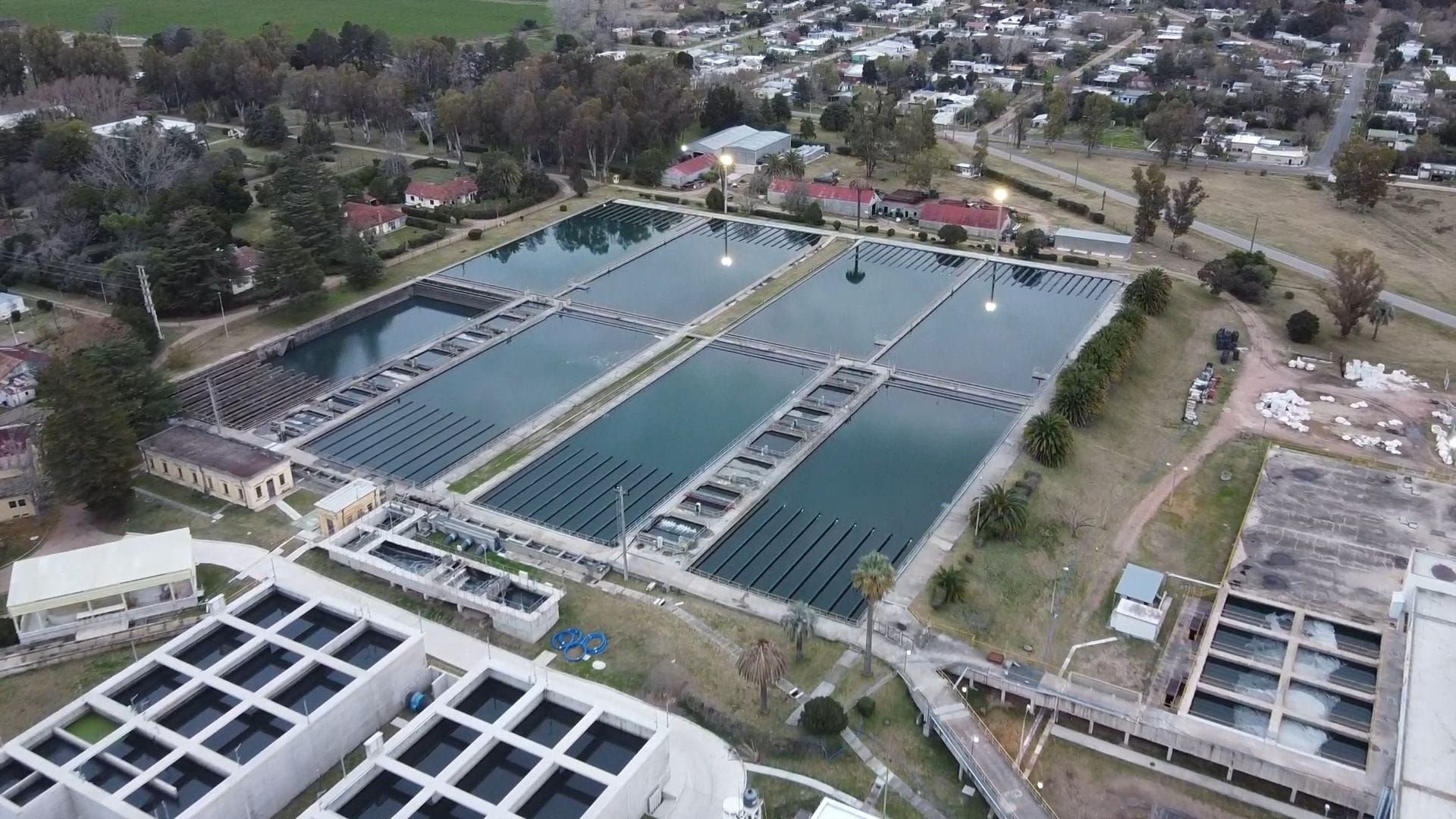 Cómo las lluvias y un plan de obras públicas están aplacando la sequía en Uruguay