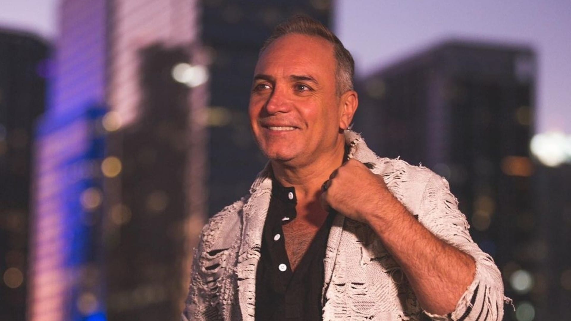 Luis Jara vuelve a su “queridísimo Concepción”: Una ciudad en la que él tejió “muchas historias”