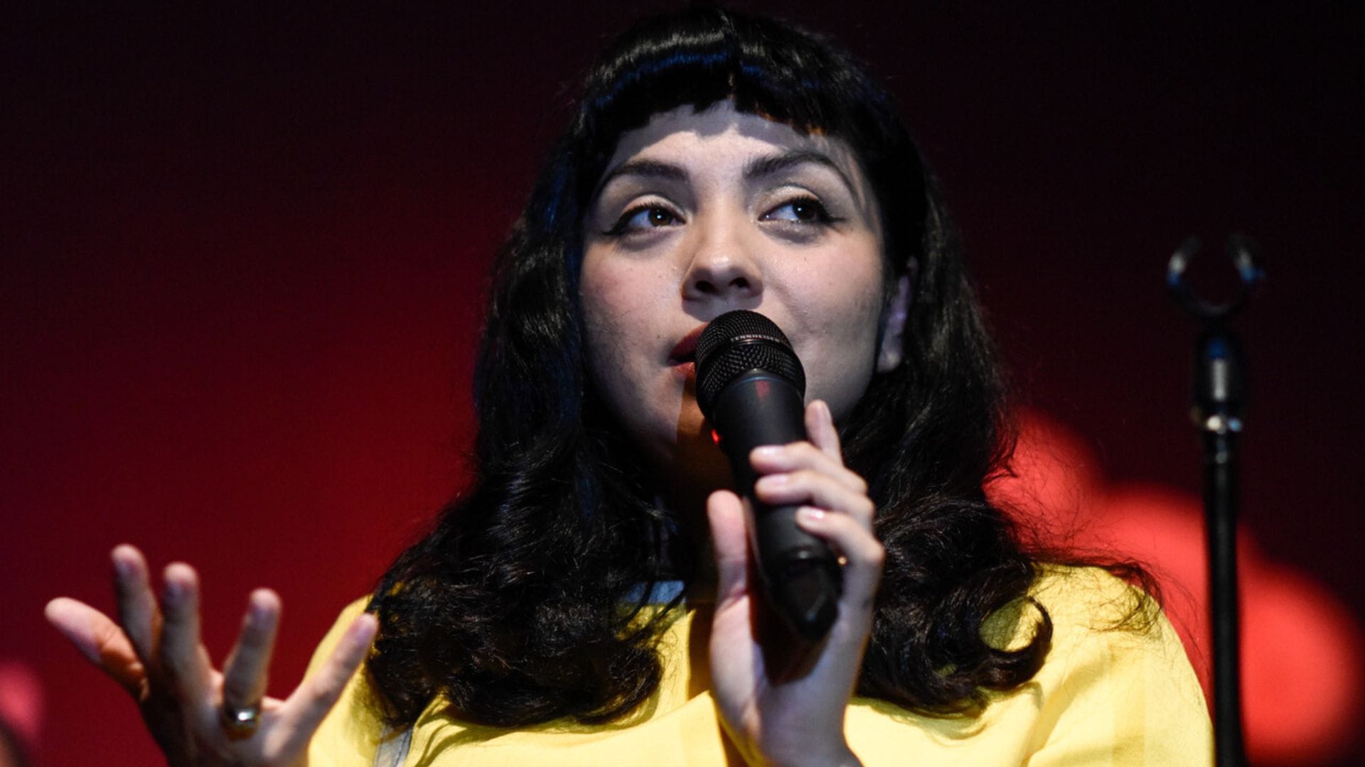 Mon Laferte recibirá importante reconocimiento en los Grammy Latinos