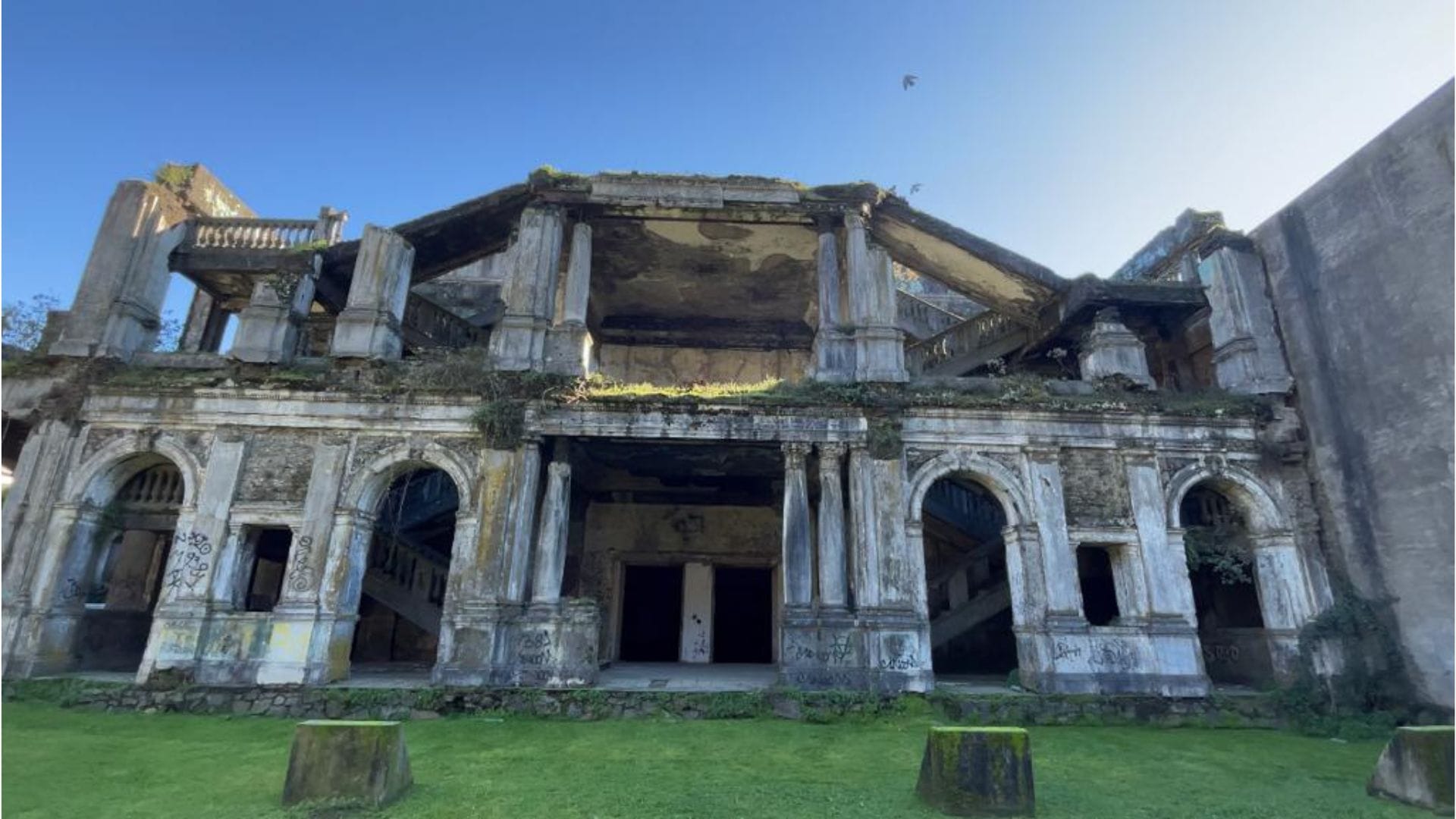 Teatro del Liceo Enrique Molina, la eterna promesa de la restauración