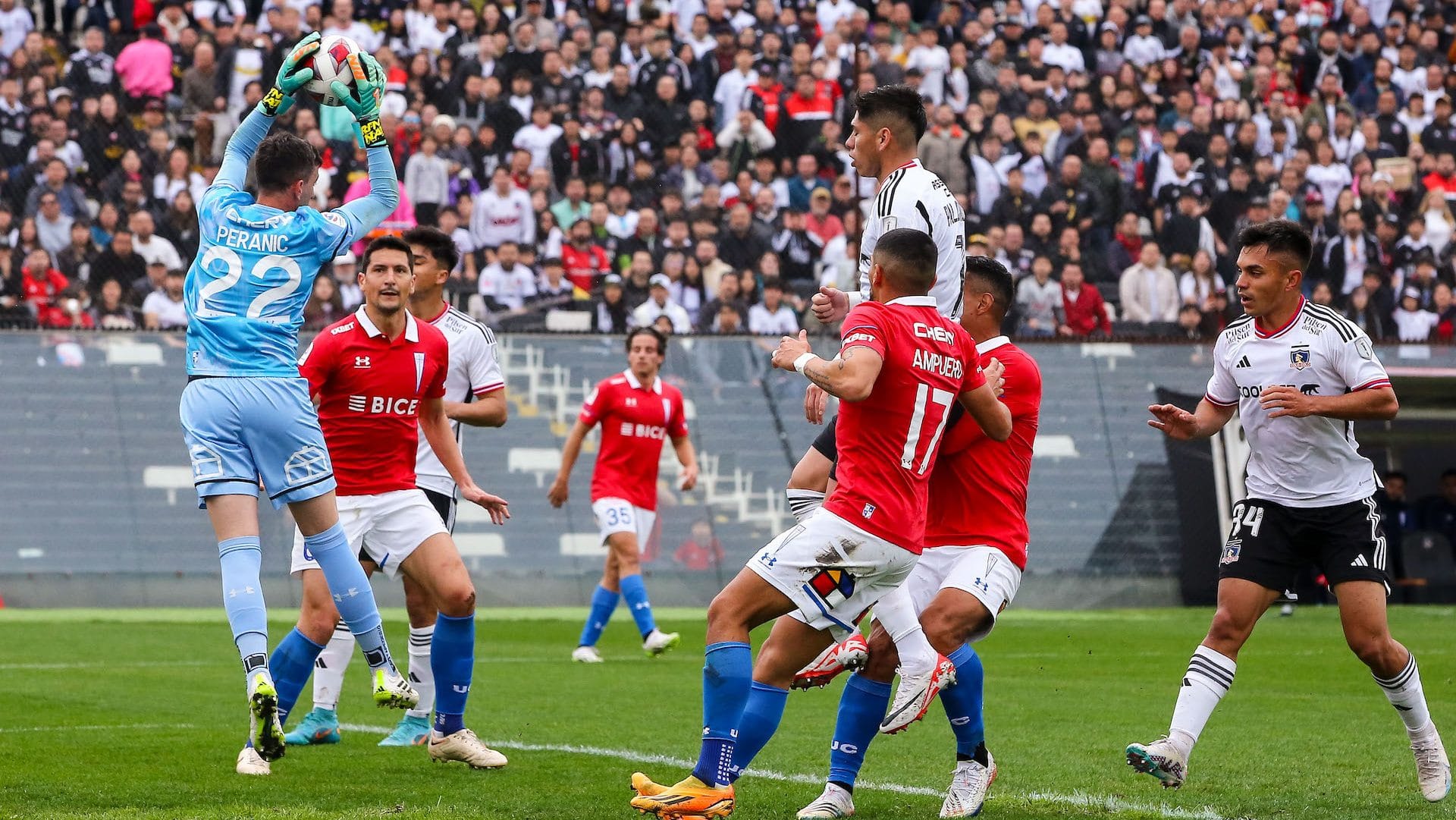 Universidad Católica adelanta lo que será el clásico ante Colo Colo