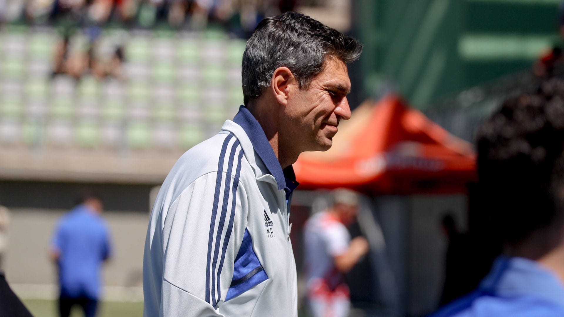 Mauricio Pellegrino sufre a raíz de la racha negativa de la U en el fútbol chileno