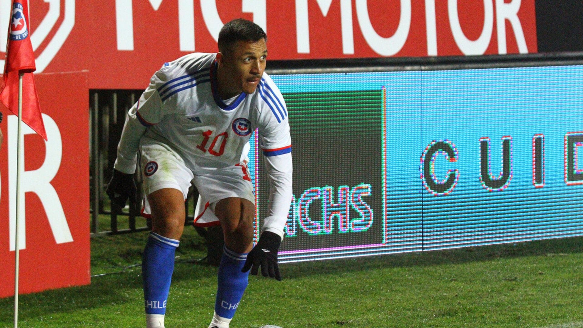 “Está apto para jugar”: Berizzo confirmó el retorno de Alexis Sánchez y podría ser titular ante Colombia