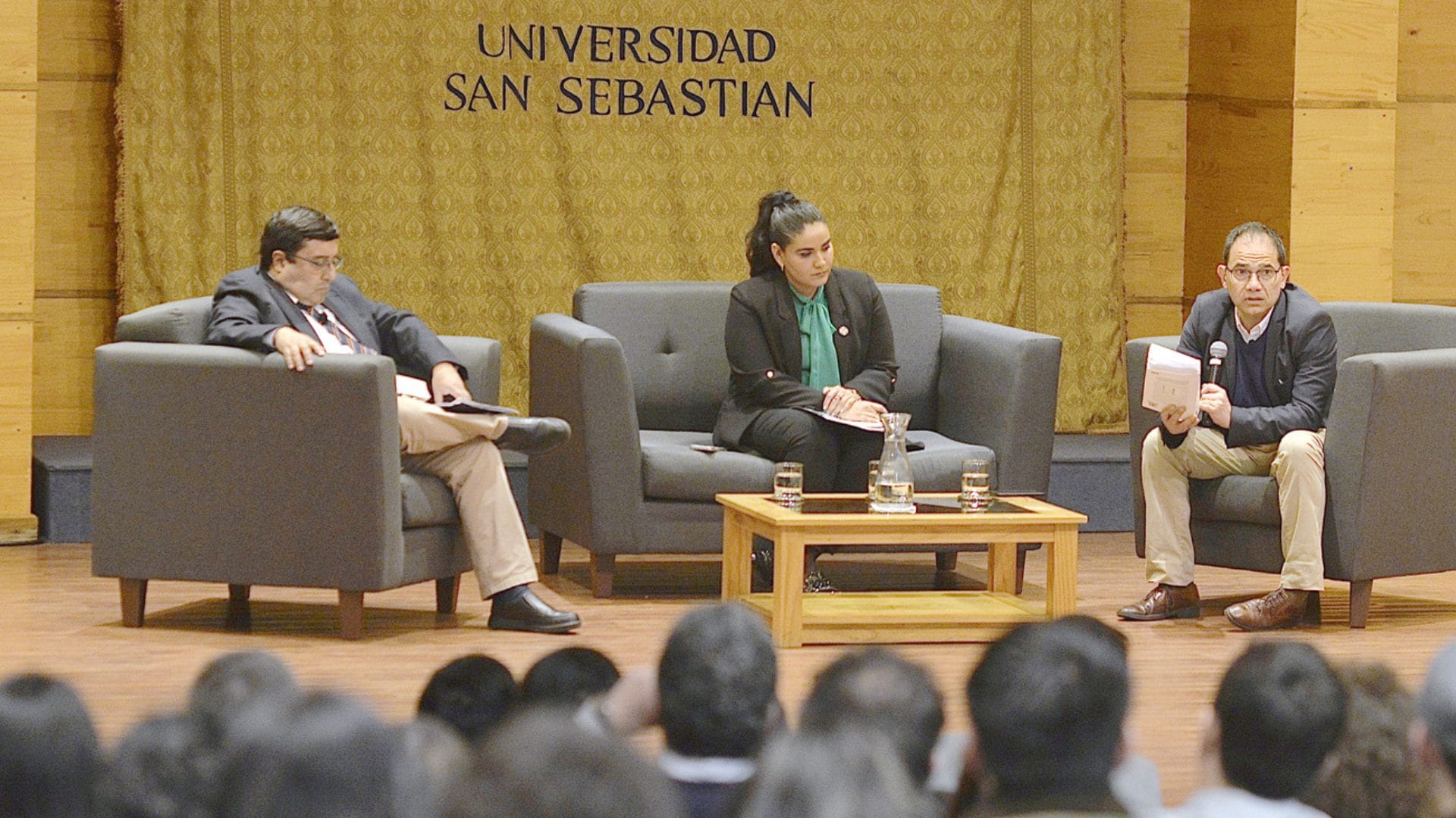 USS Concepción presentó libro del expresidente Patricio Aylwin: Expusieron Sergio Micco y Alejandro San Francisco