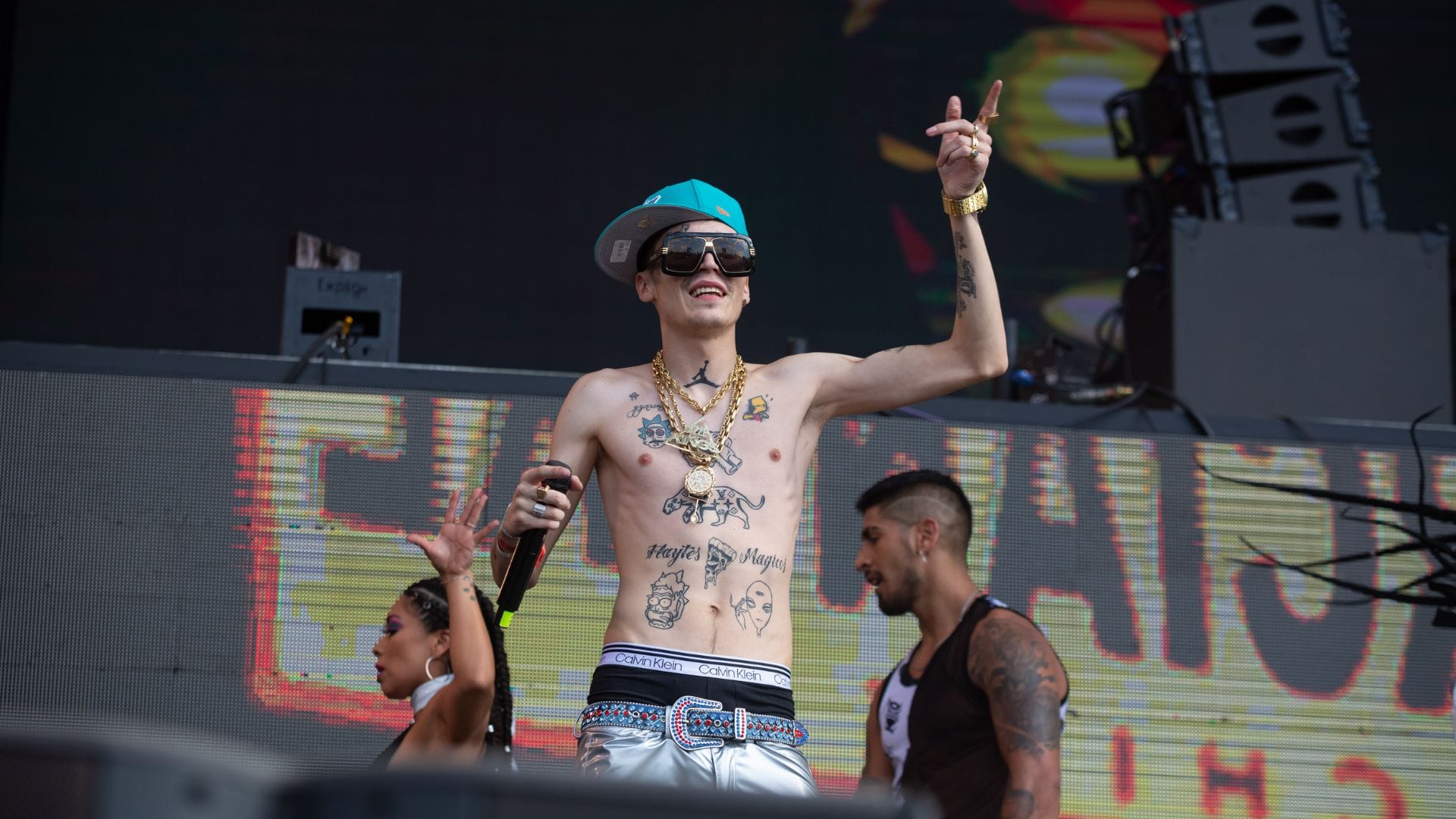 Marcianeke entrega consejo a sus seguidores tras show en fonda: “Dejen las drogas”