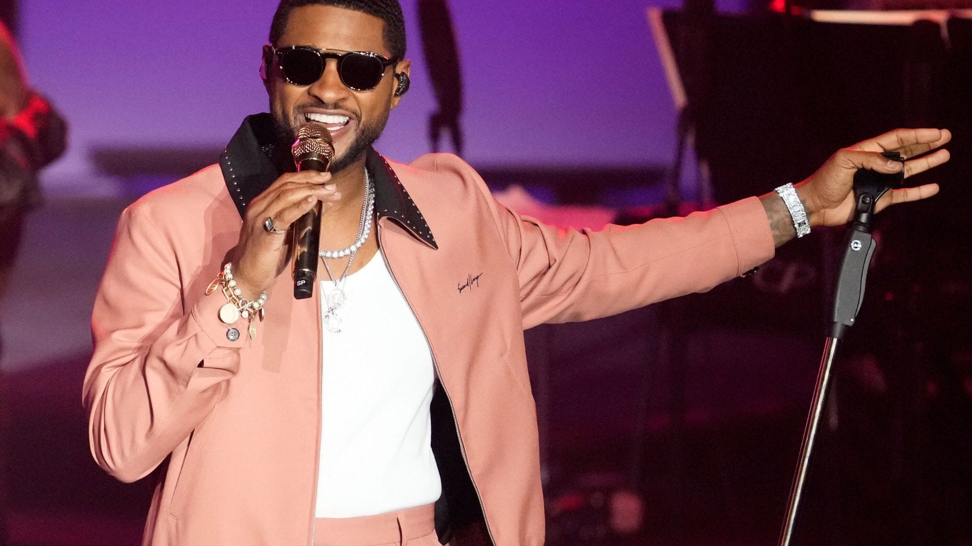 3 razones para no perderte la presentación de “Usher” en el escenario del SuperBowl 2024