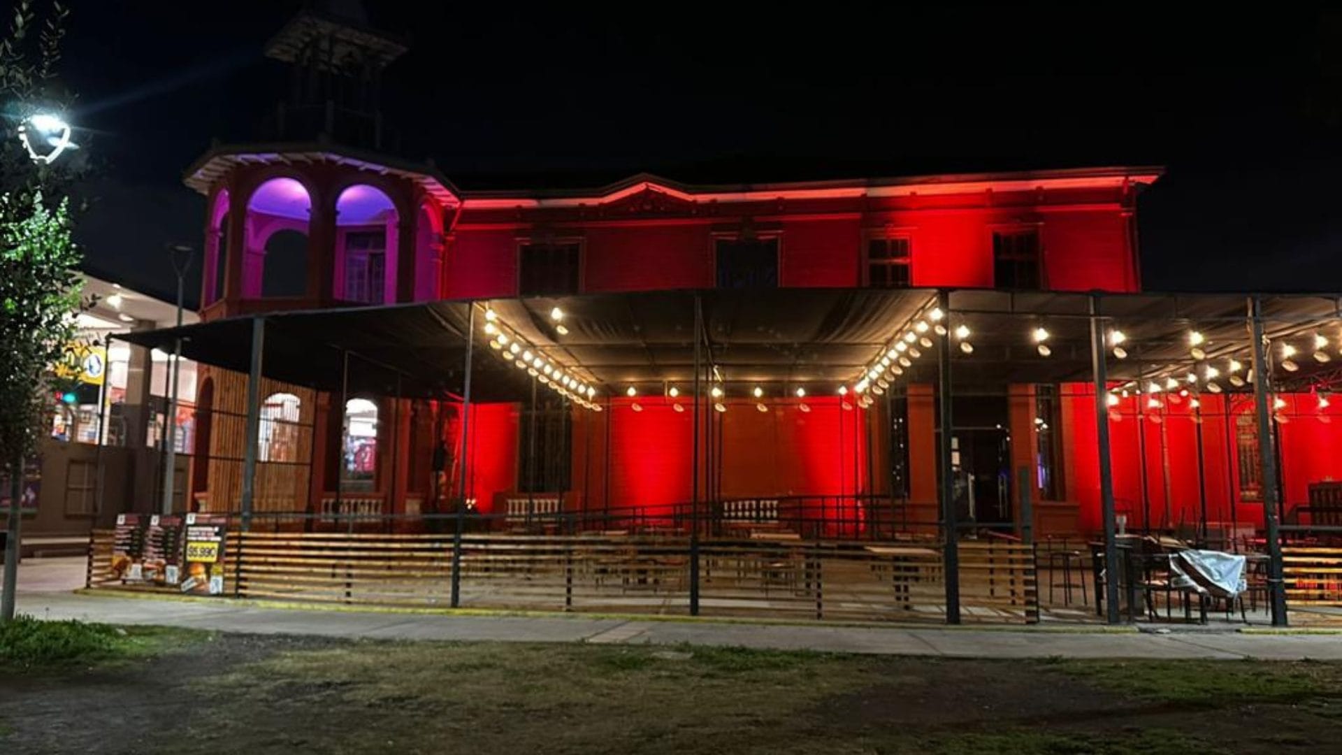 Un fallecido y un herido de gravedad: Carabineros investiga balacera en discoteca de Maipú