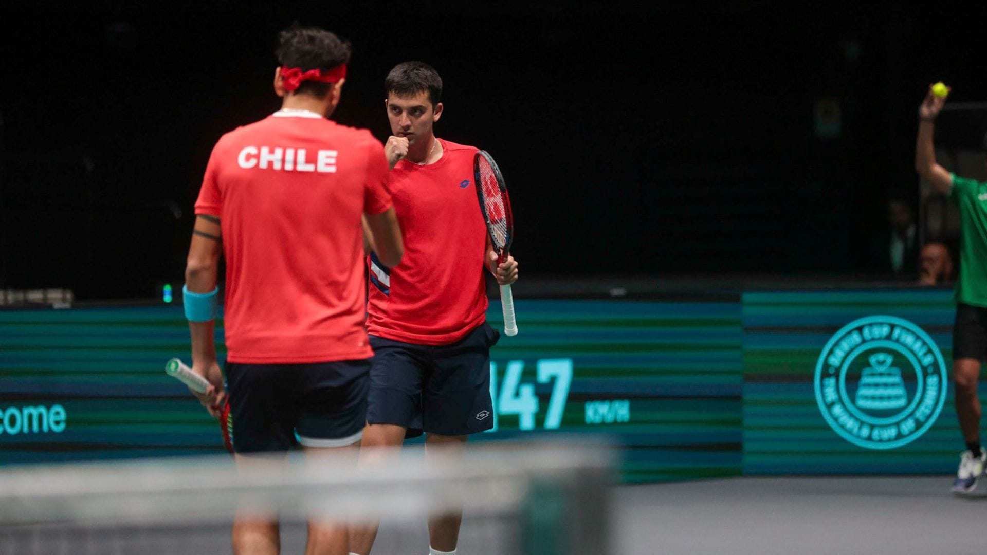 Chile barre con Suecia tras victoria de Tabilo y Barrios en dobles